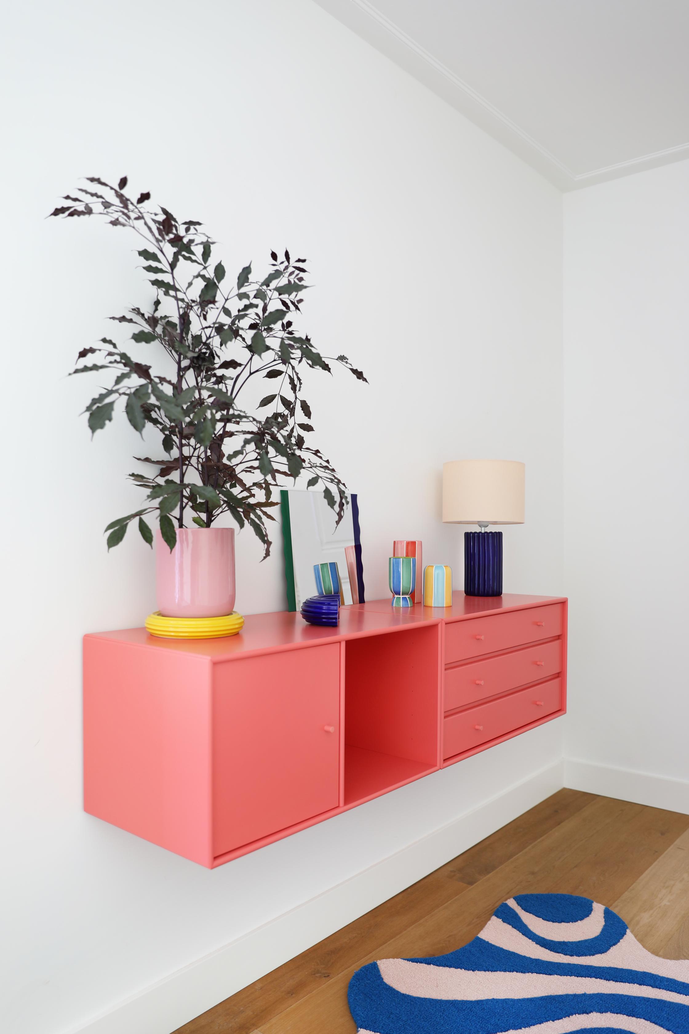 Blumentopf CHURROS rosa mit gelbem Untersetzer