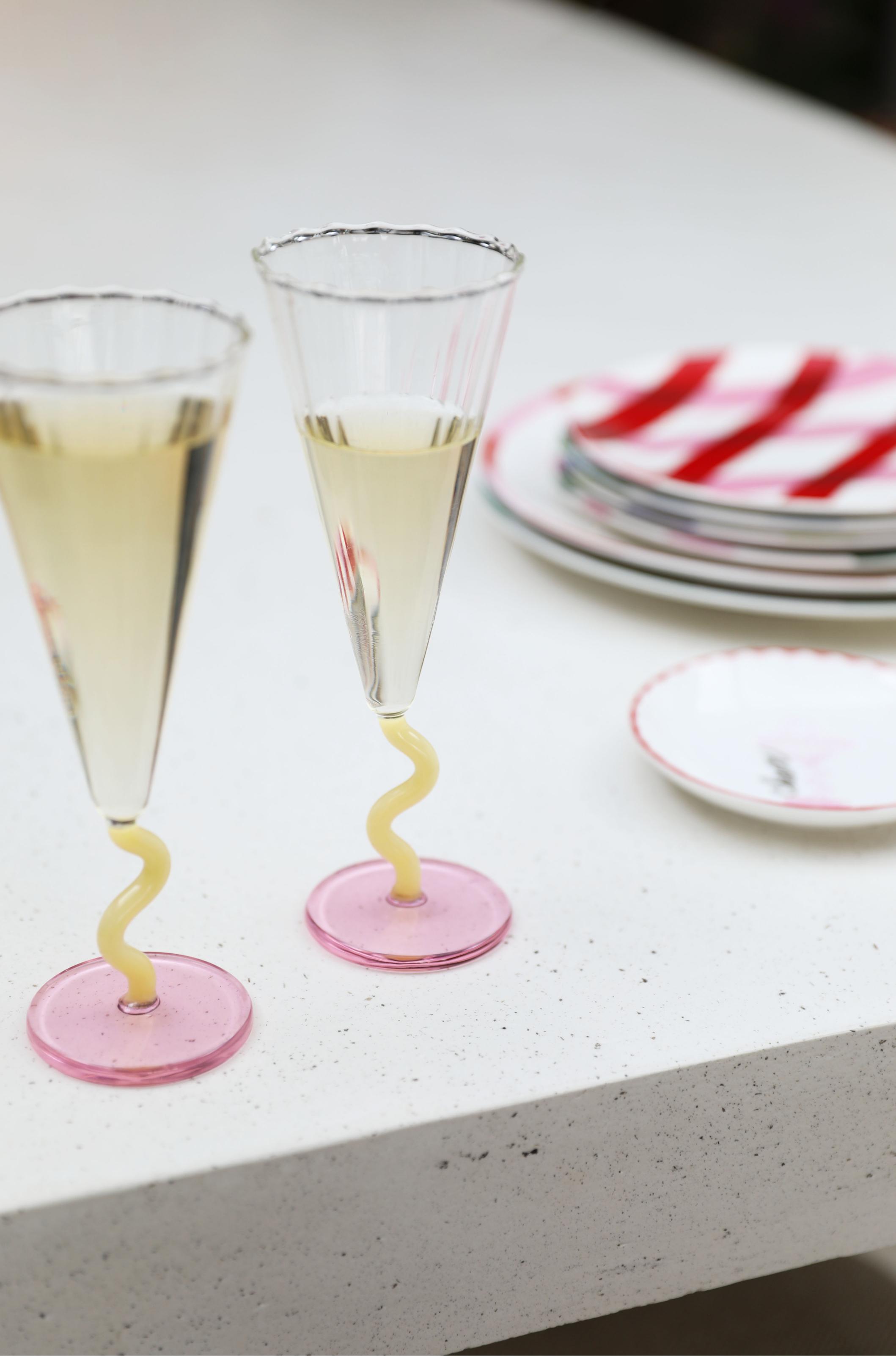 Set von Glaskelchen für Champagner CURVE gelb mit rosa