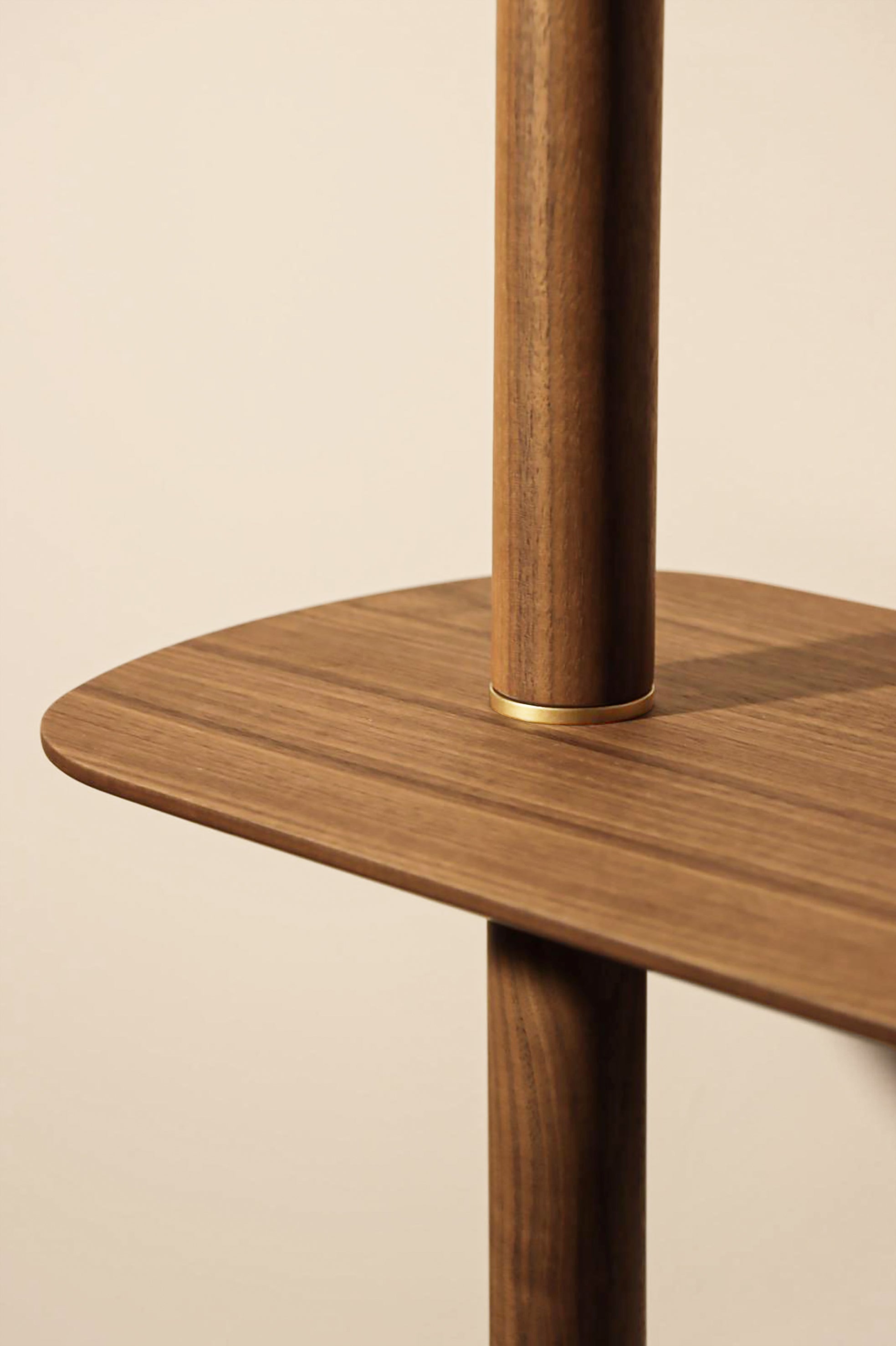 Wandregal AXIS 3 Nussbaumfurnier