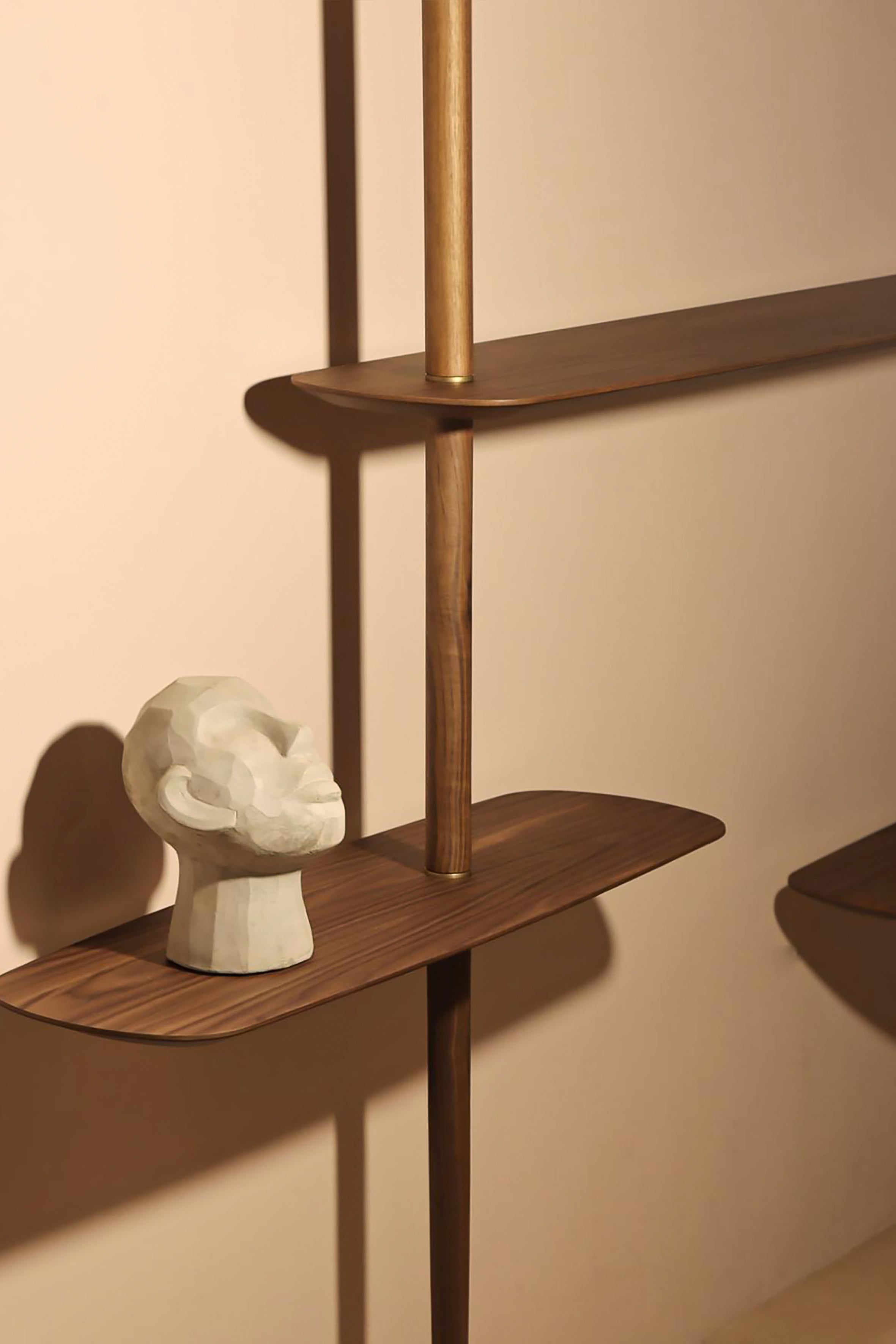 Wandregal AXIS 3 Nussbaumfurnier