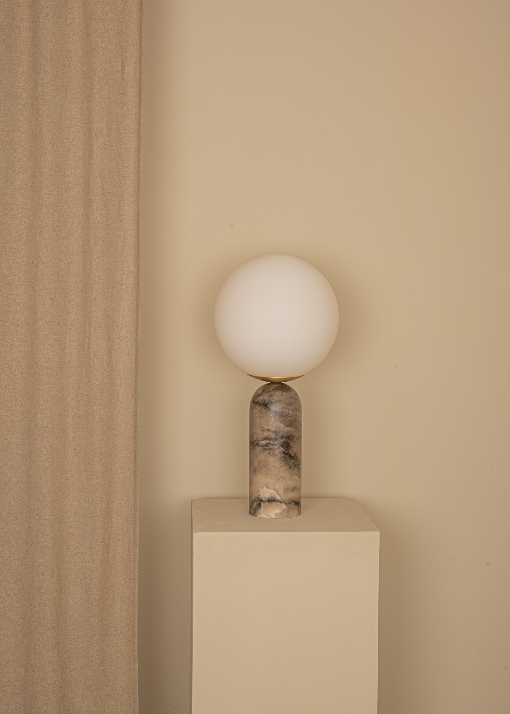 ATLAS Table Lamp Dark Beige Alabaster