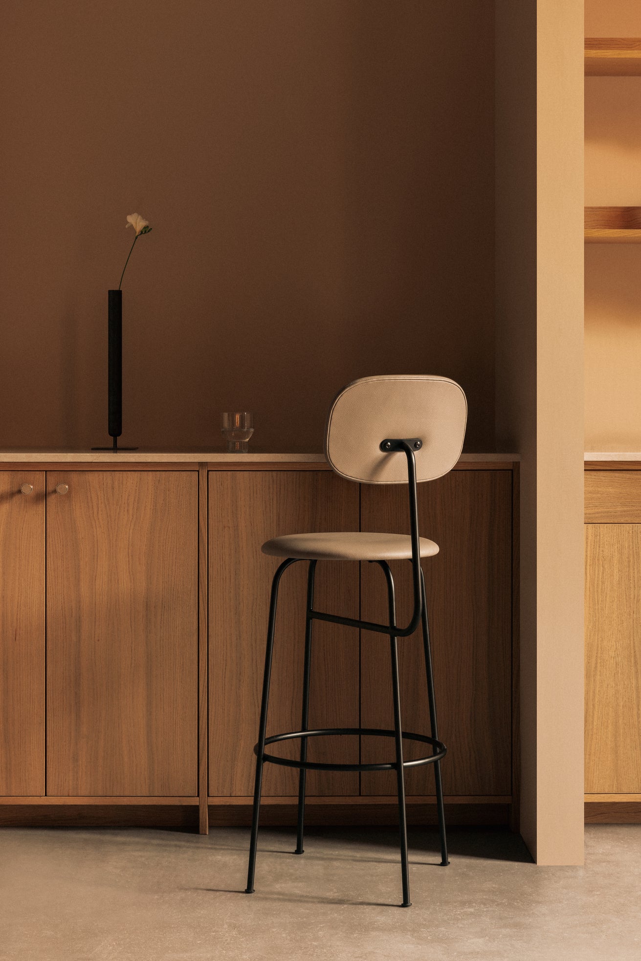 AFTEROOM PLUS stool dark oak veneer