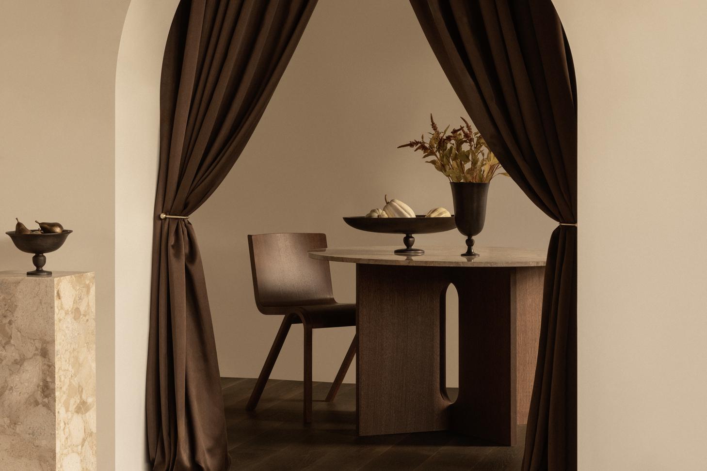 Stuhl READY dunkles Eichenholz