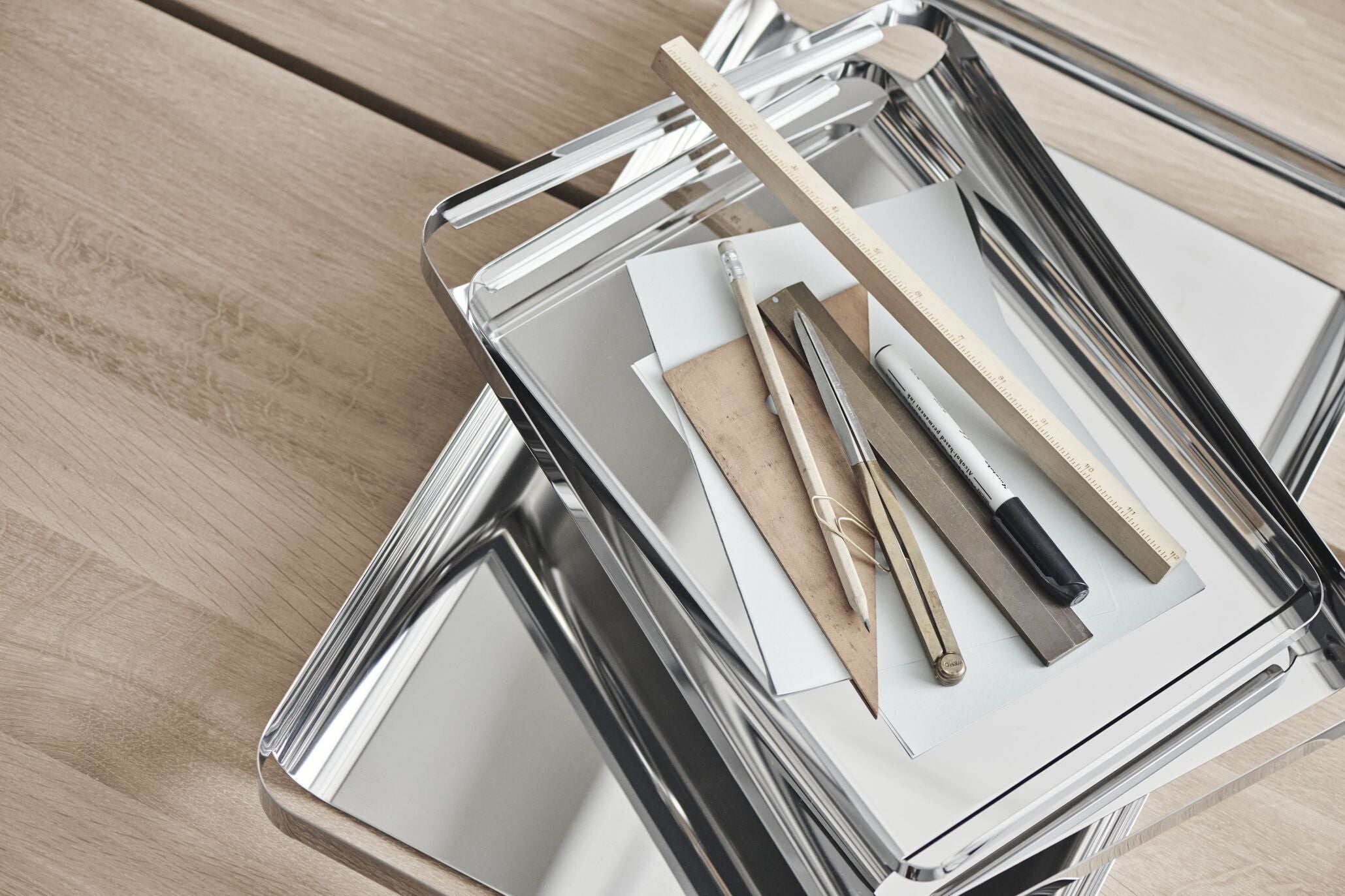 Taca UNIO matte zwarte staal