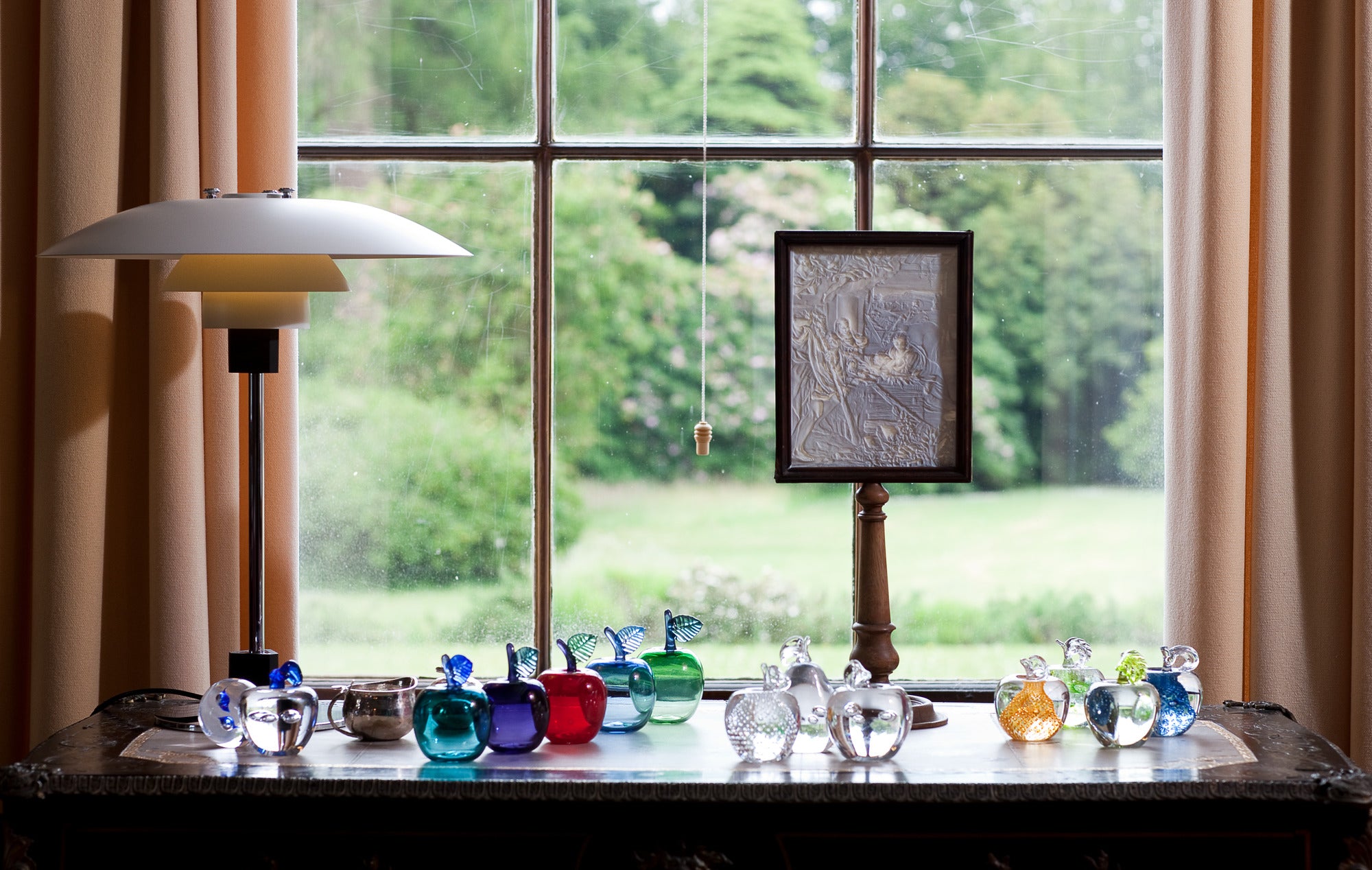 Tischlampe PH 4/3 weiß mit verchromtem Fuß