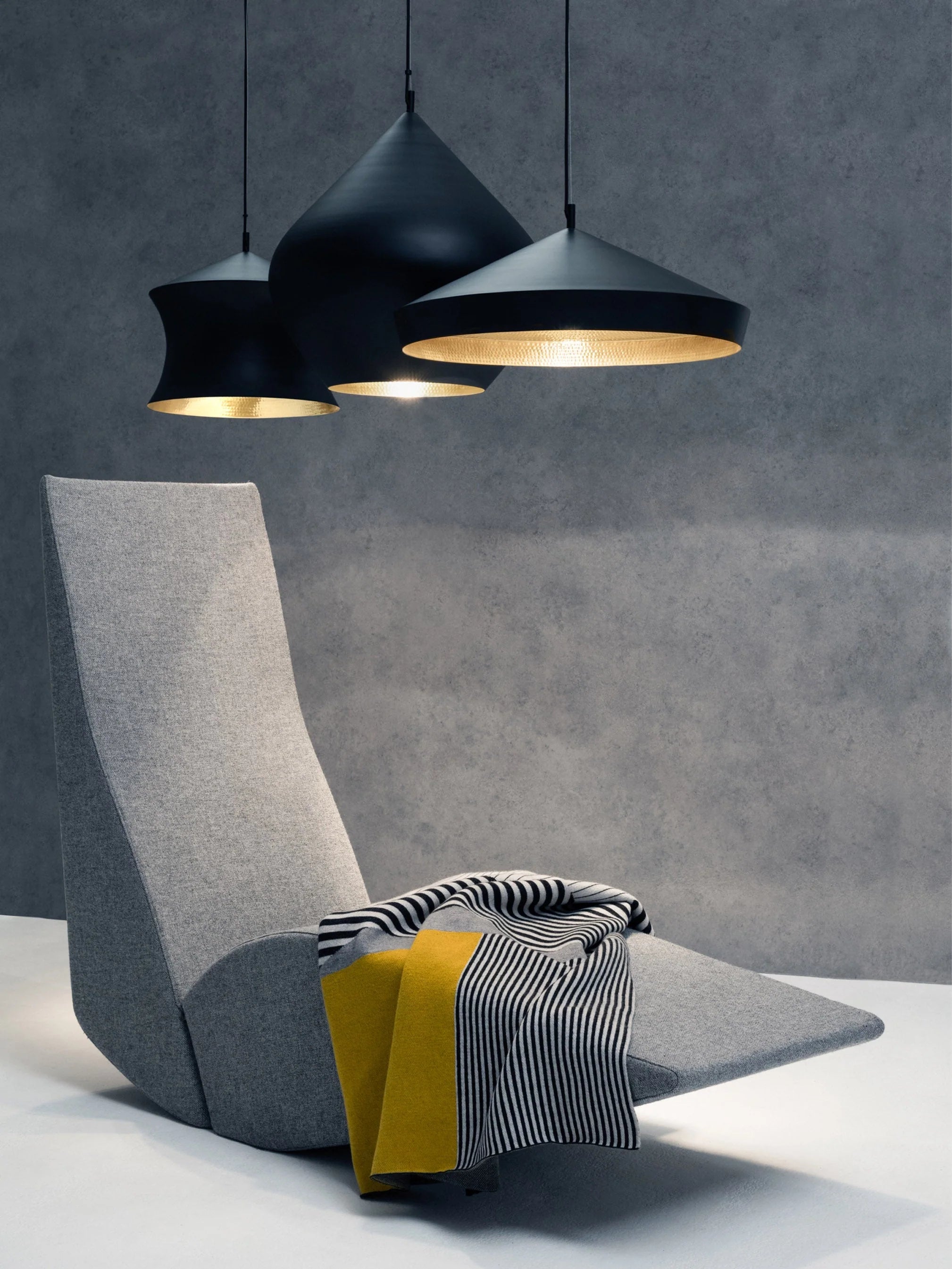 Pendelleuchte BEAT schwarz mit Kupfer