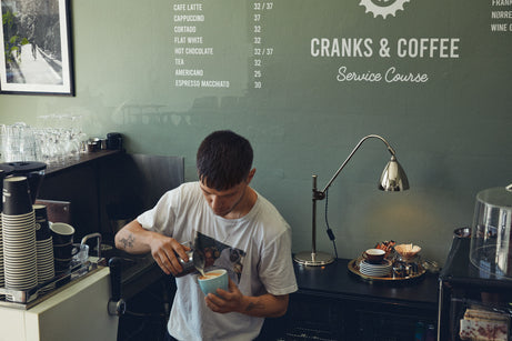 Tischlampe BESTLITE BL1 Messing mit weißem Schirm