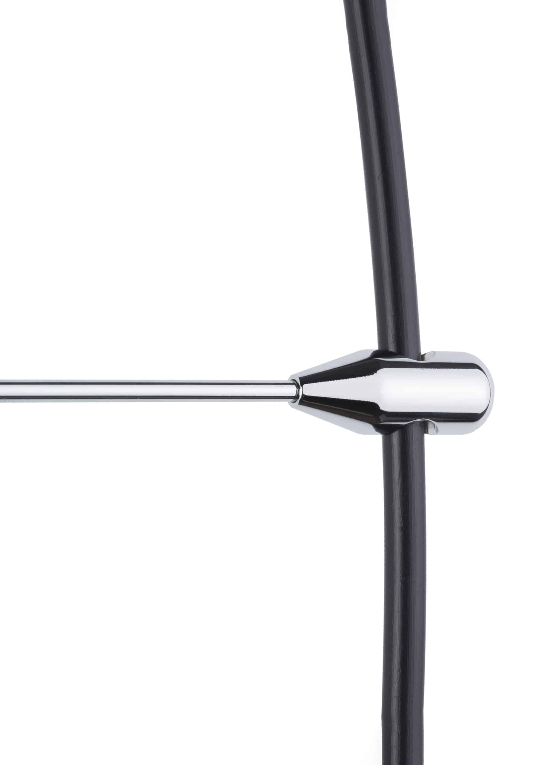 Wanduhr BILBAO Nussbaum mit Schwarz und Chrom