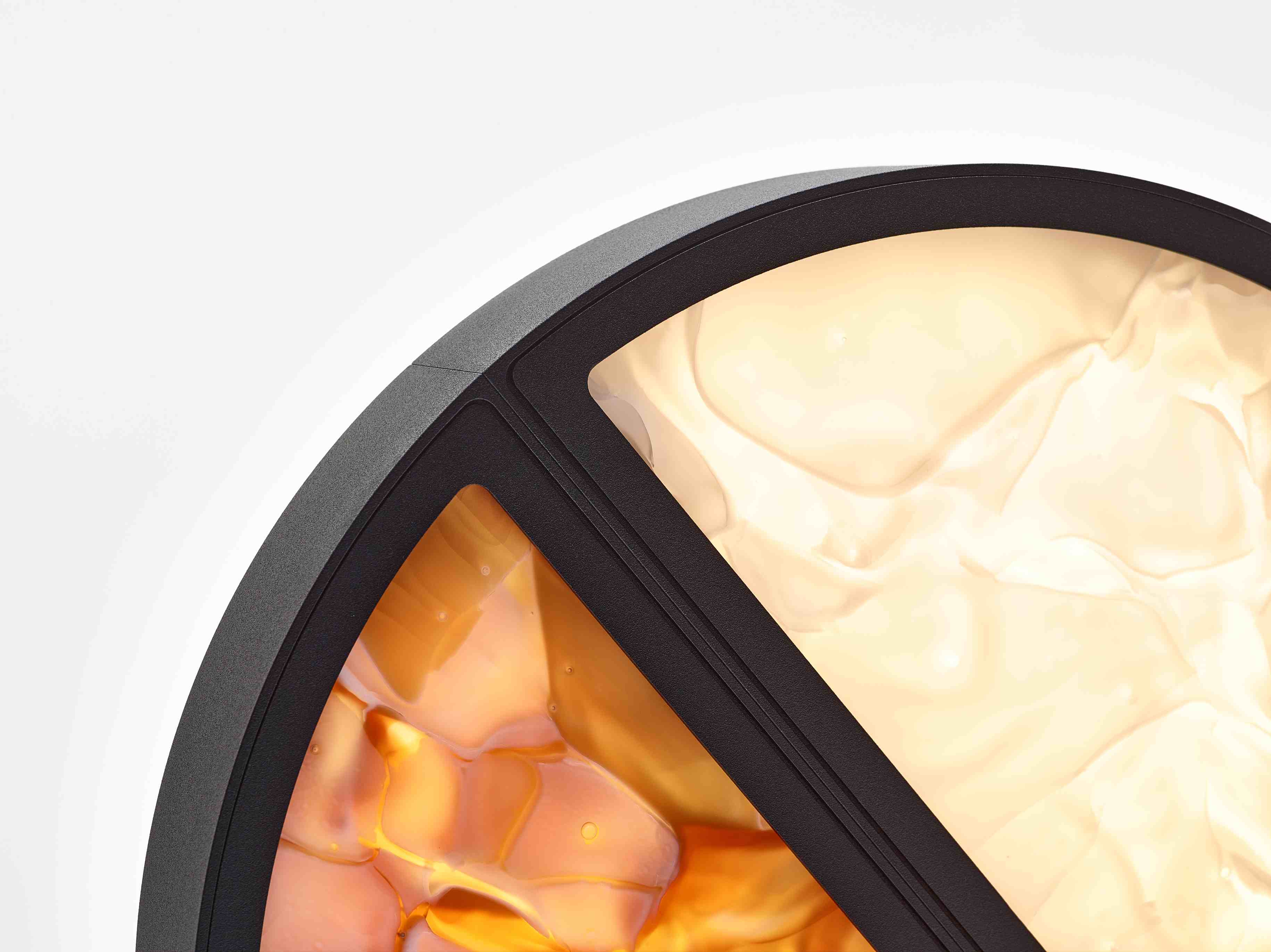 Geometrische Tischlampe Bokisglass glänzendes Glas