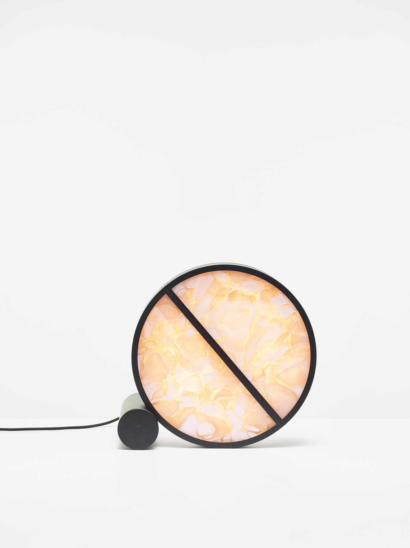 Geometrische Tischlampe Bokisglass glänzendes Glas