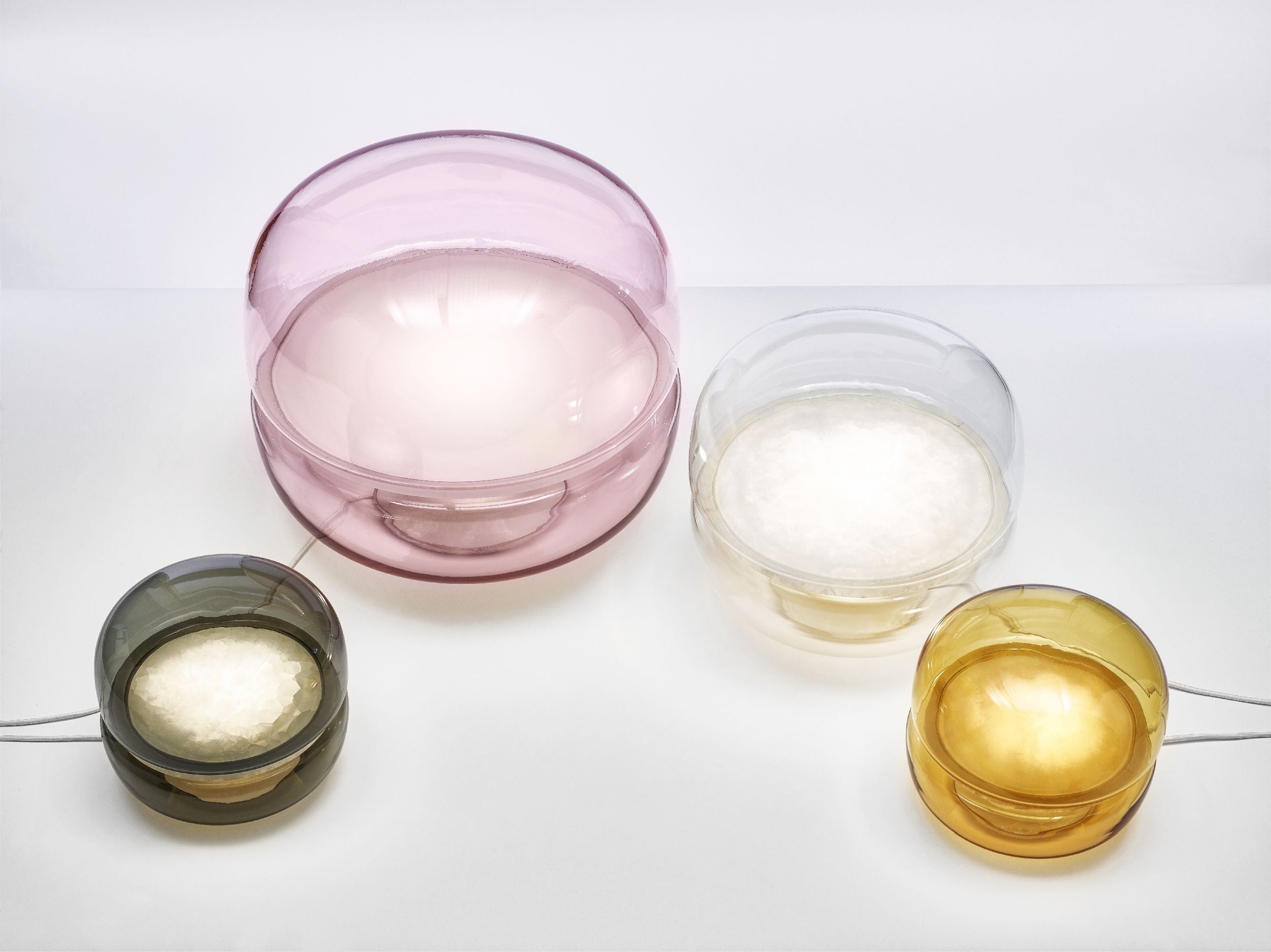 Lampa stołowa MACARON L dmuchane szkło z onyksem, marka Brokis