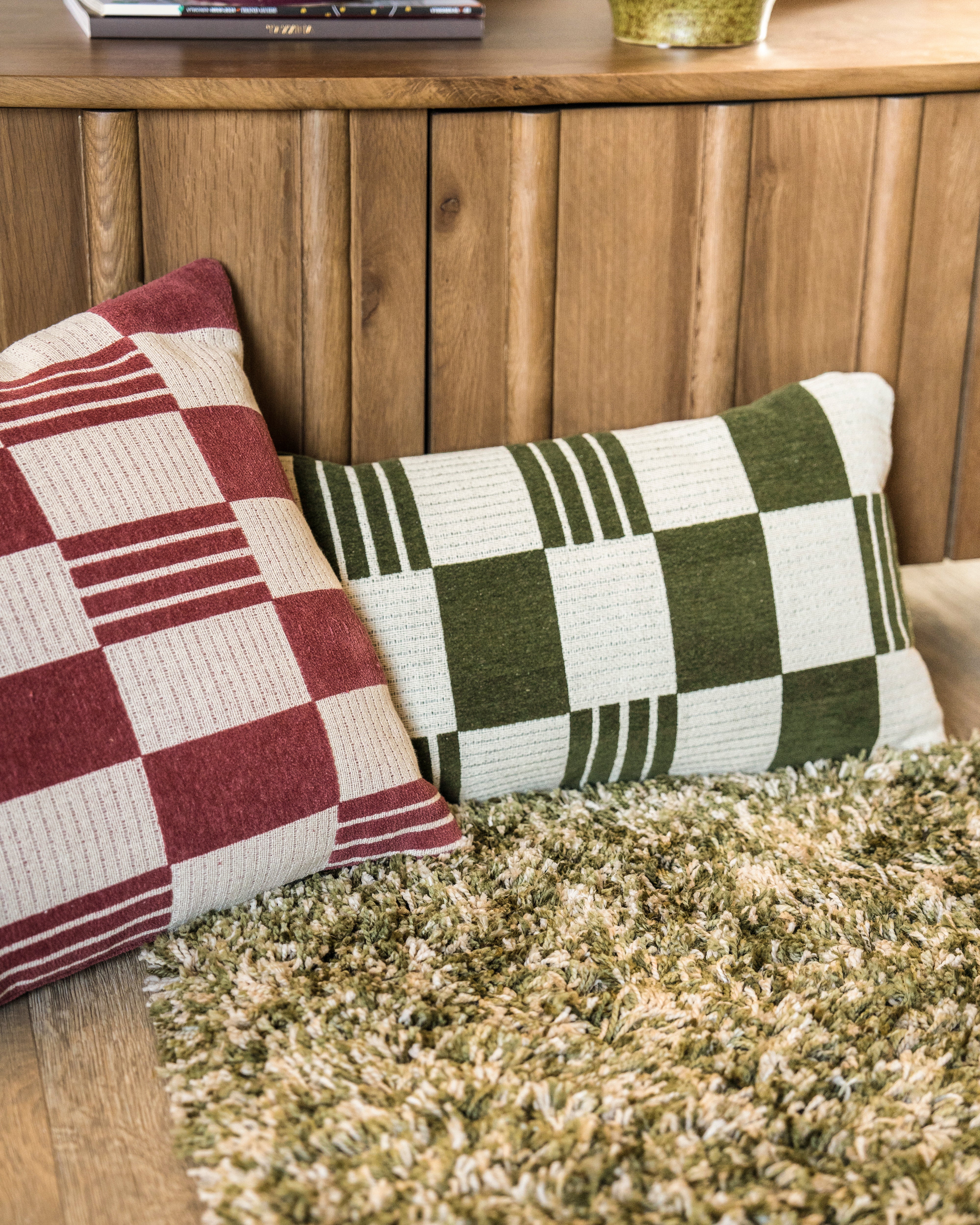 TWIST pillow green with beige