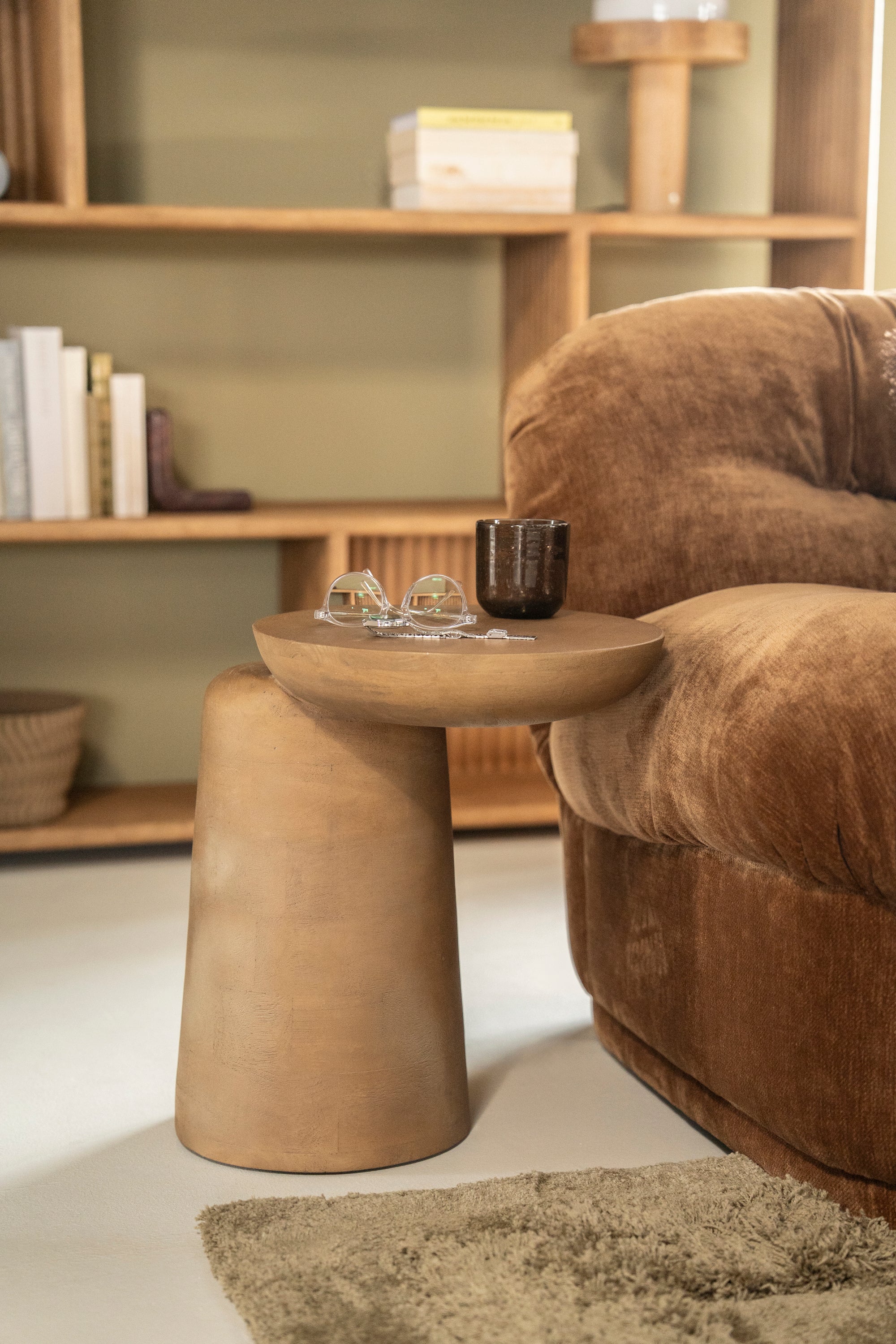 Beistelltisch WOOMBLE aus Mangoholz