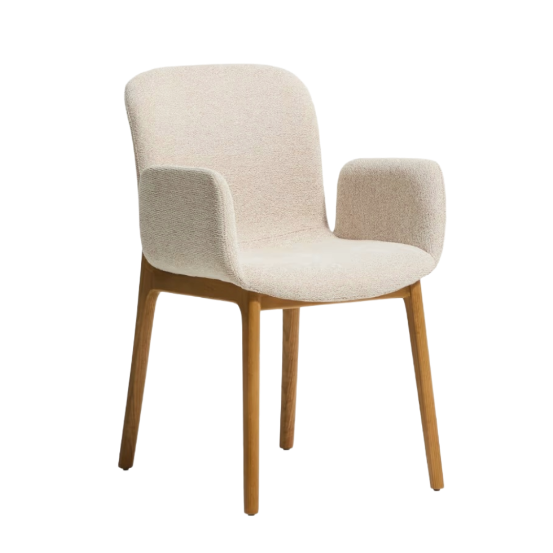ELNOR fauteuil met armleuningen, beige chenille met een eiken basis.