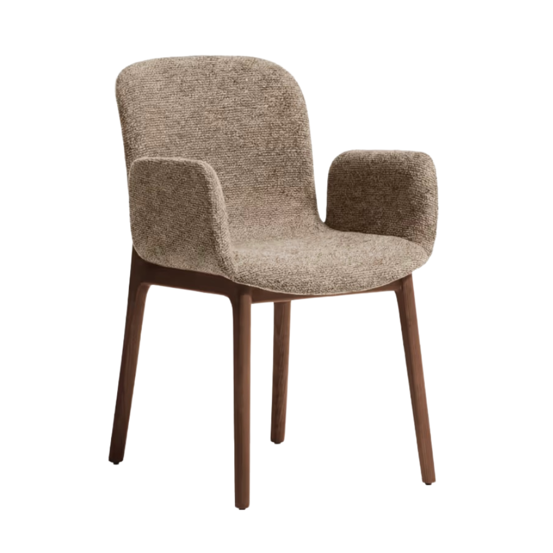 ELNOR fauteuil met armleuningen, bruin chenille met een eiken basis.