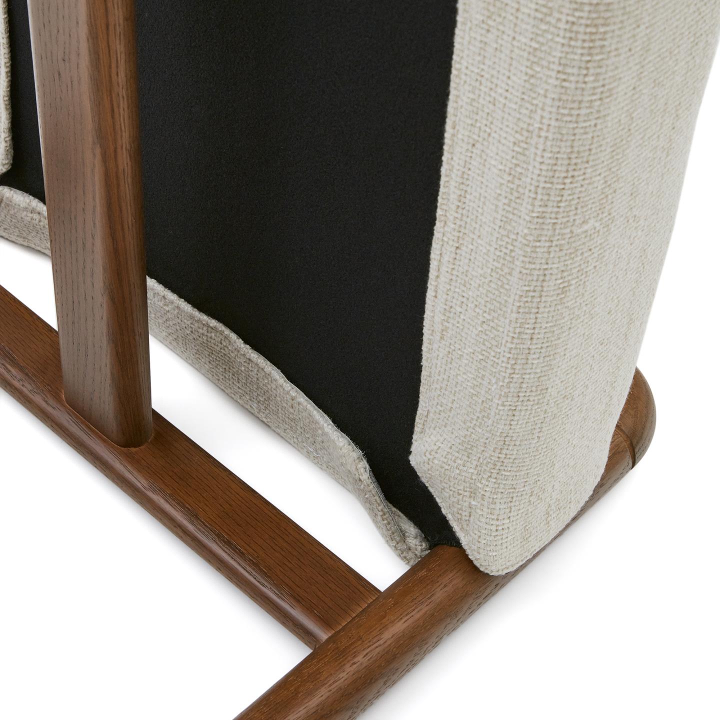 MACARET bench in beige chenille with a dark oak base