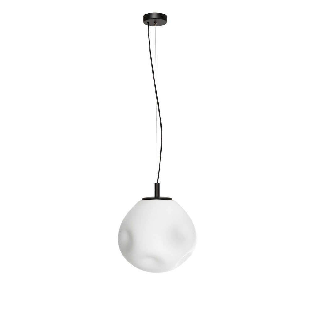 CLOE black pendant lamp