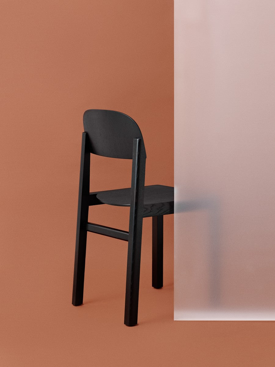 WORKSHOP Chair in Black Veneer and Oak Wood