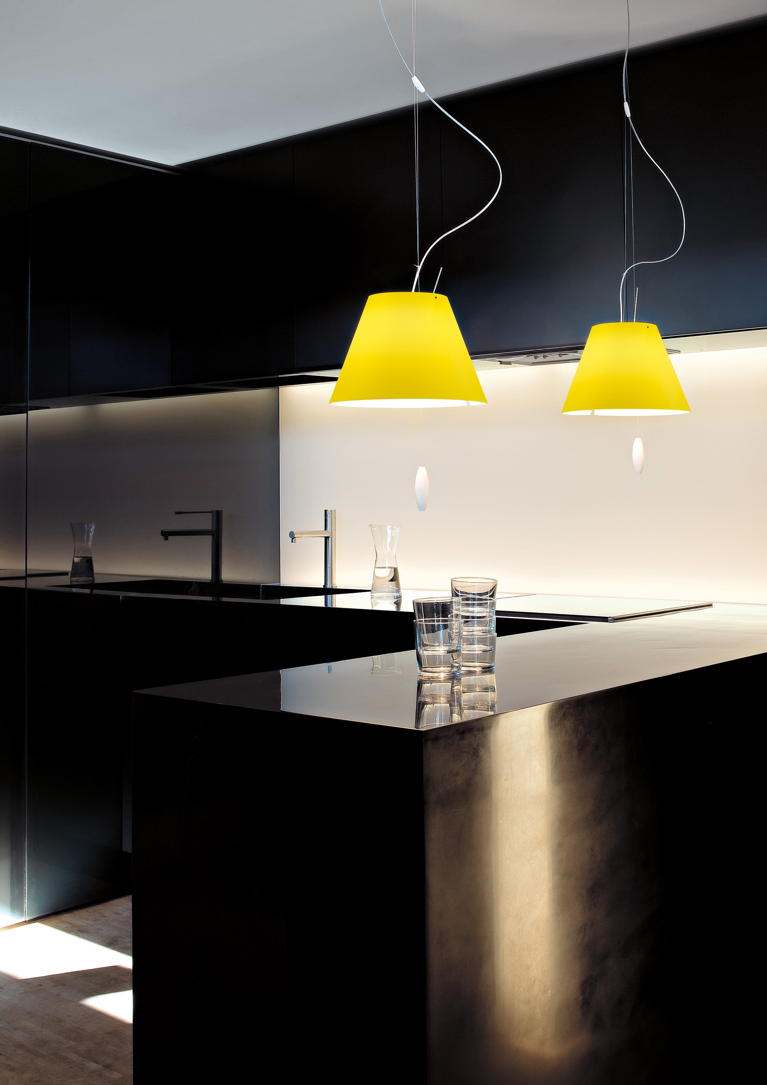 Costanzina hängende Lampe schwarz