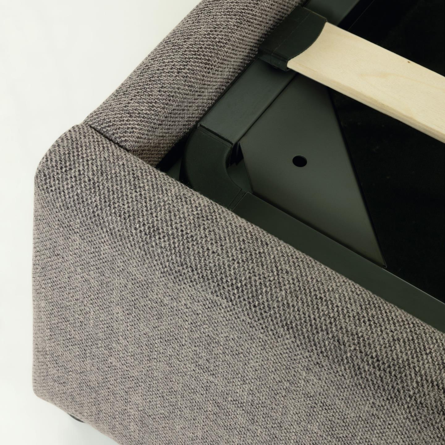 Łóżko z pojemnikiem na pościel NAHIRI szary La Forma    Eye on Design