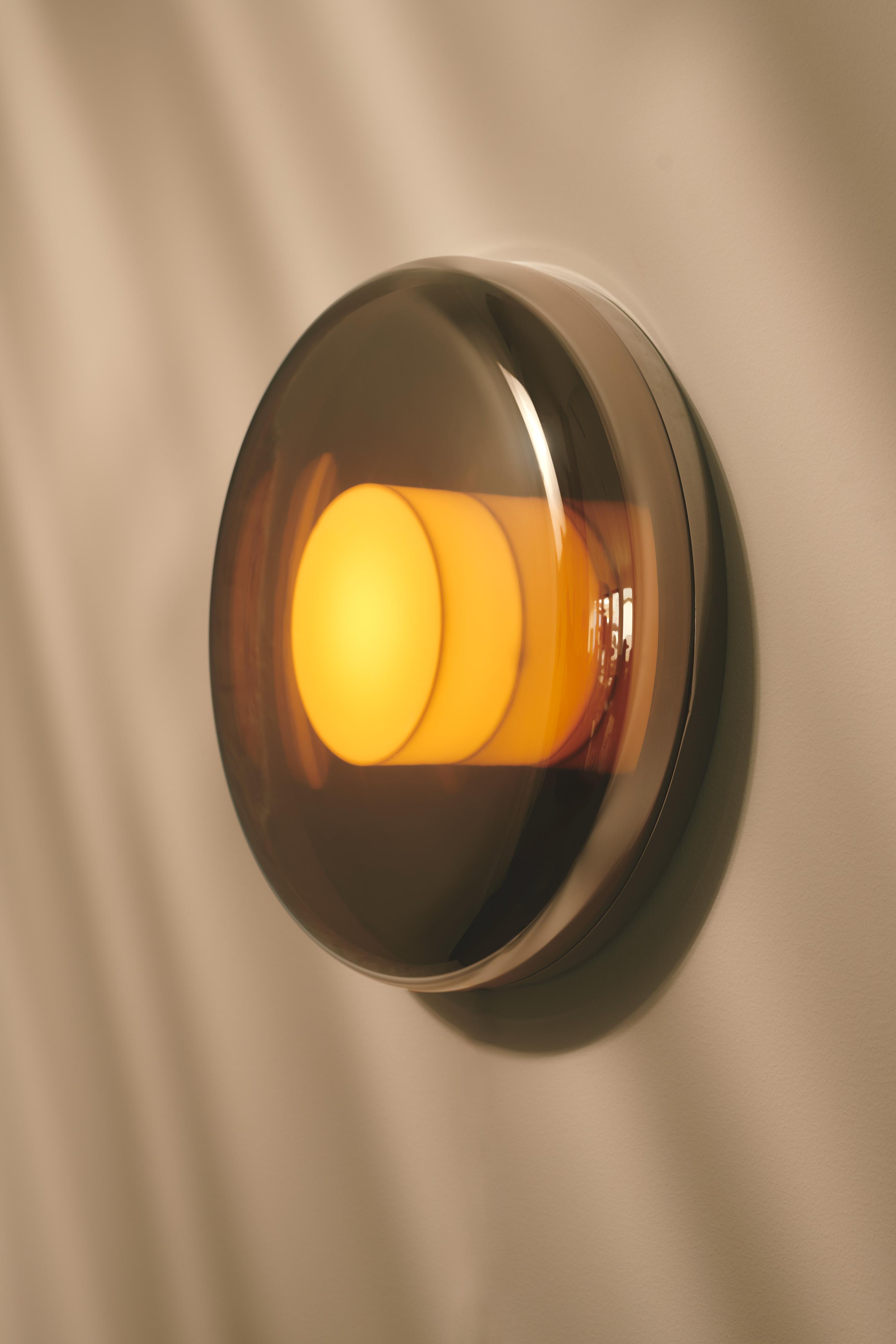 Wandleuchte ENDLESS mit beschichtetem Glas