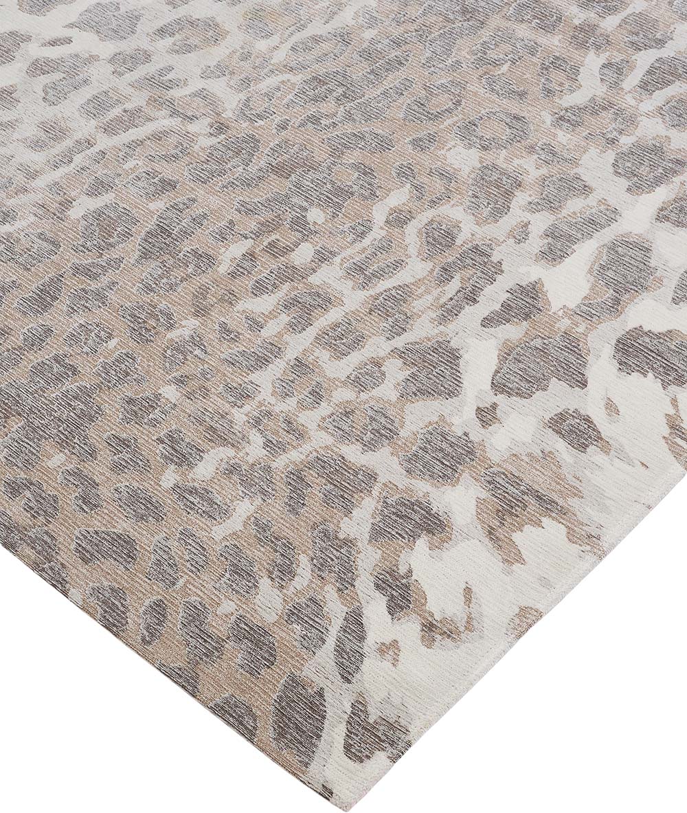 DECO RUGS Beige Leopard Print Rug