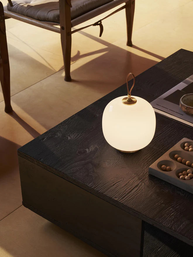 Portable lamp VL 45 light pink with a brass base