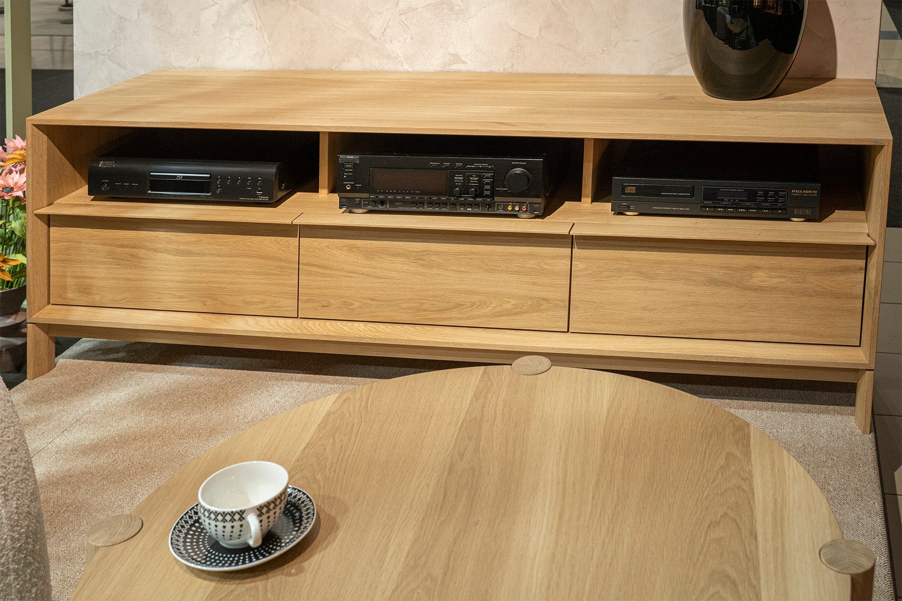 MIZO LITE WOOD RTV cabinet