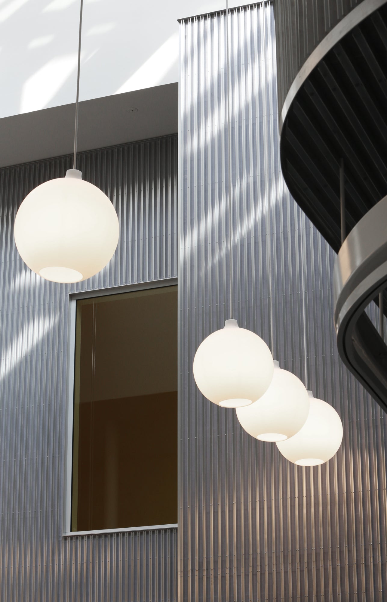 Pendelleuchte WOHLERT weißes Glas