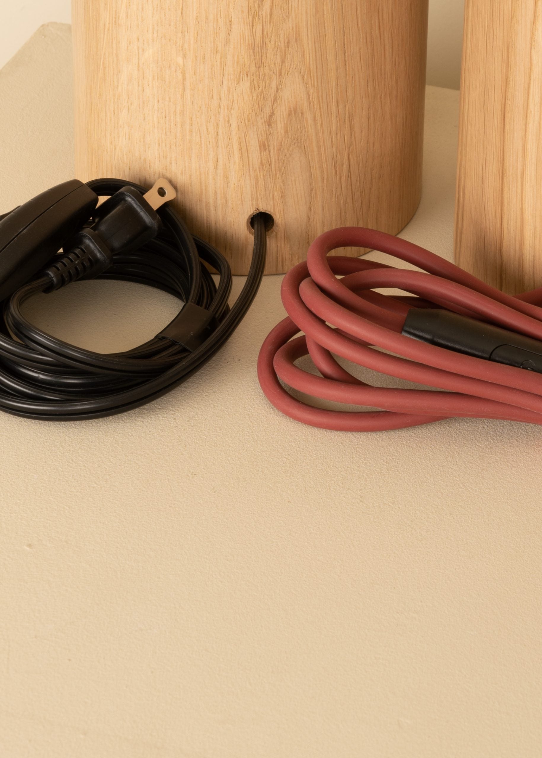 Tischlampe PEONA Eichenholz