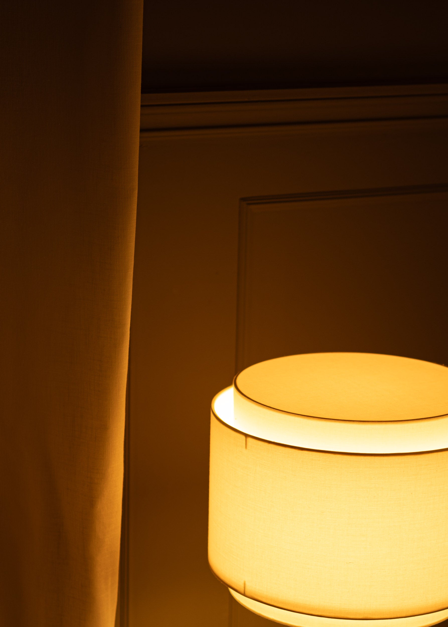 Tischlampe PIPITO DOUBLE Nussbaumholz