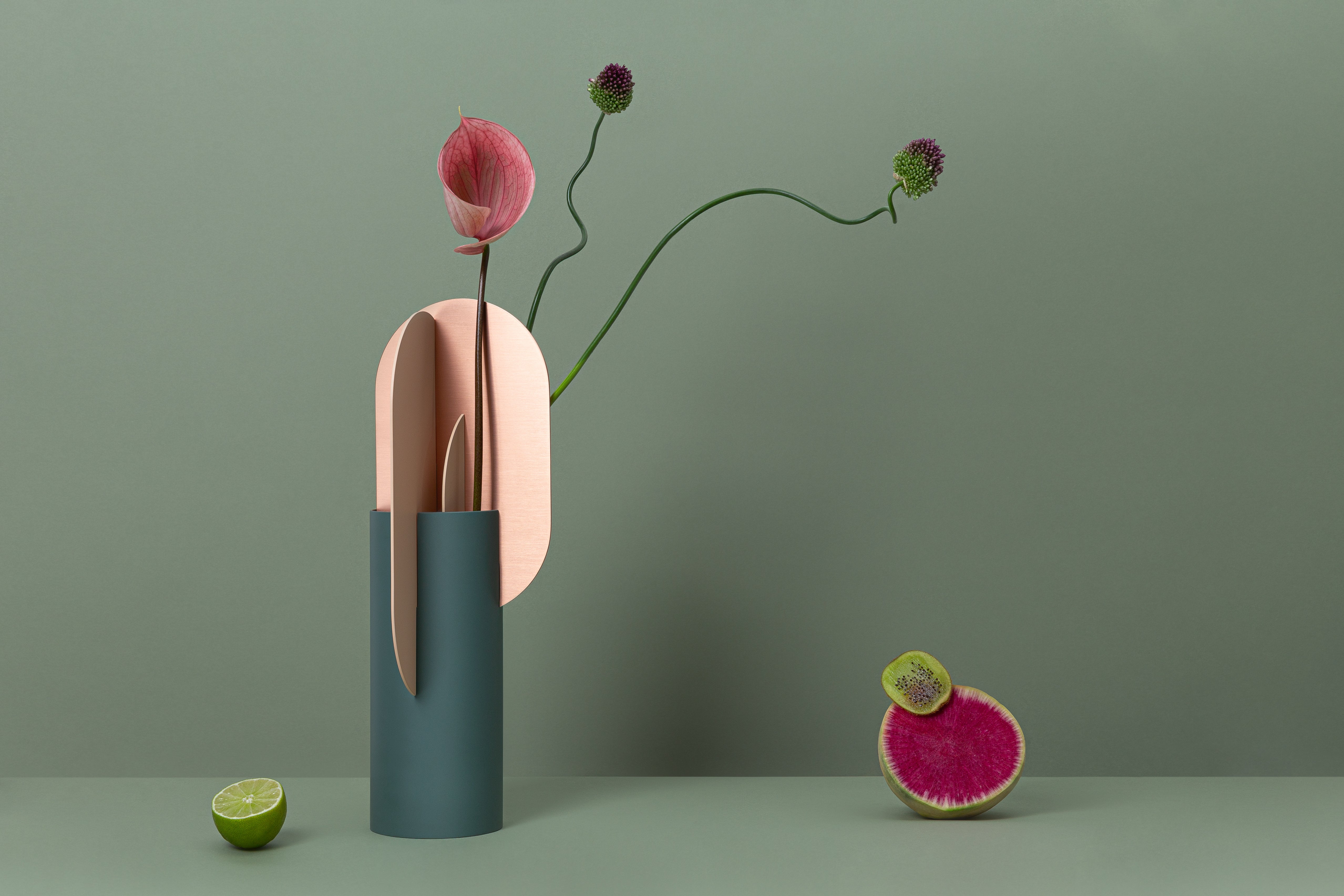 EKSTER vase in green with powder pink and copper