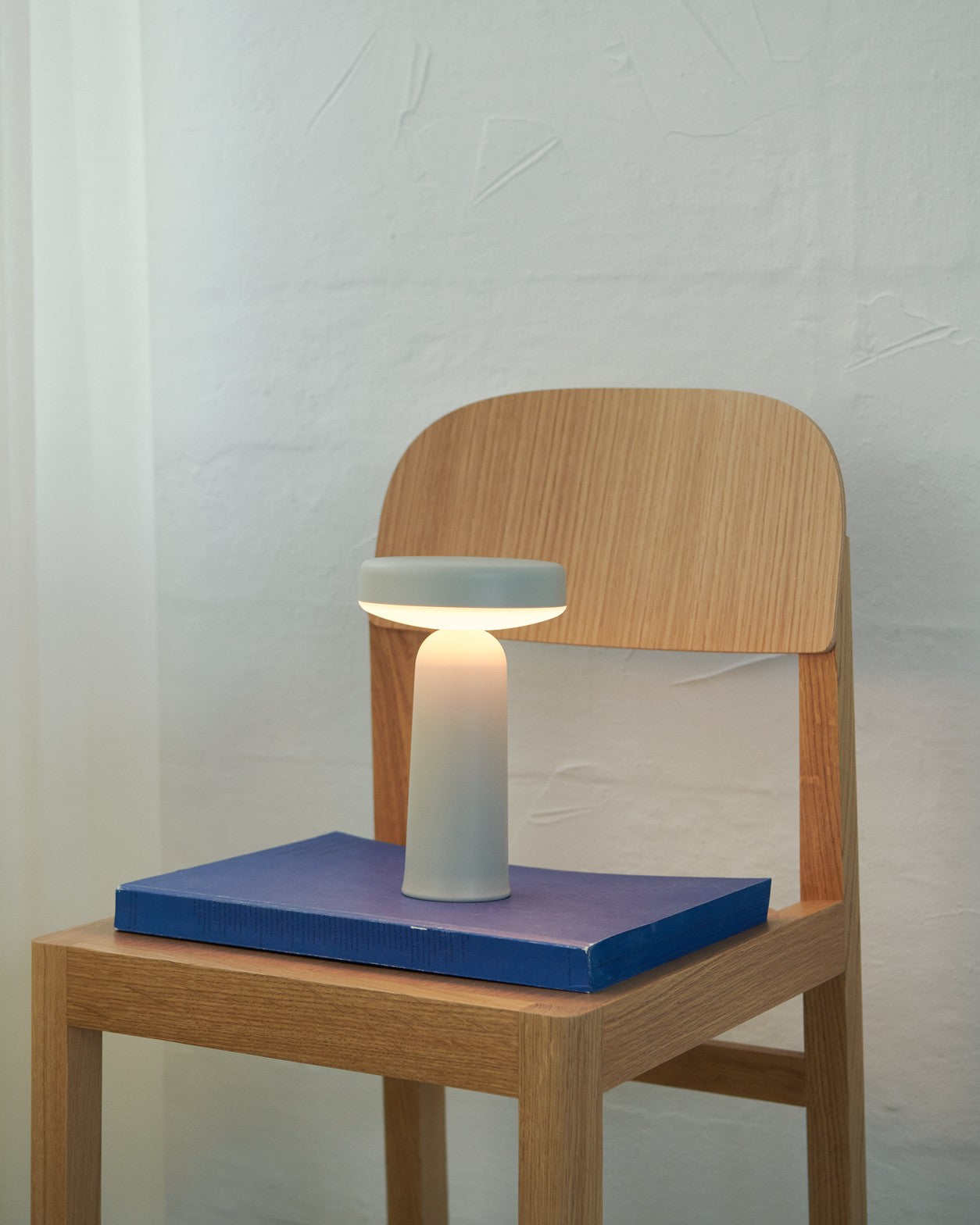WORKSHOP Chair in Veneer and Oak Wood