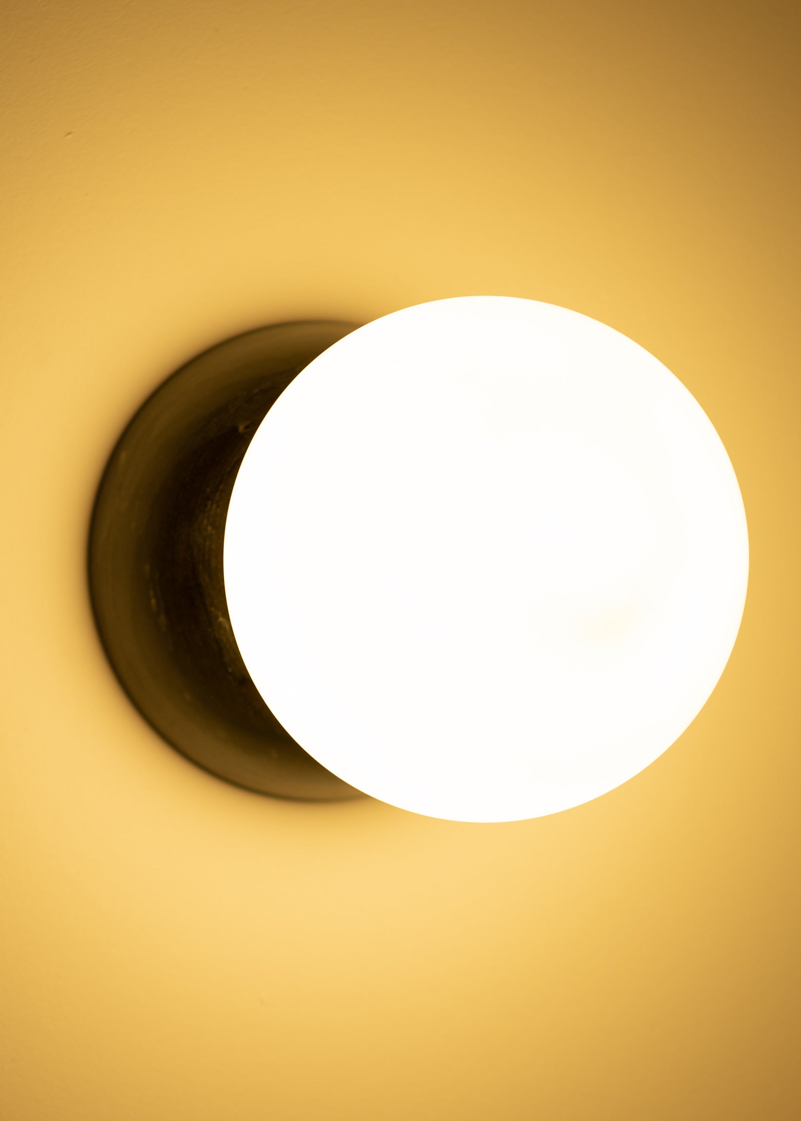 Wall lamp EKLIPSO black marble