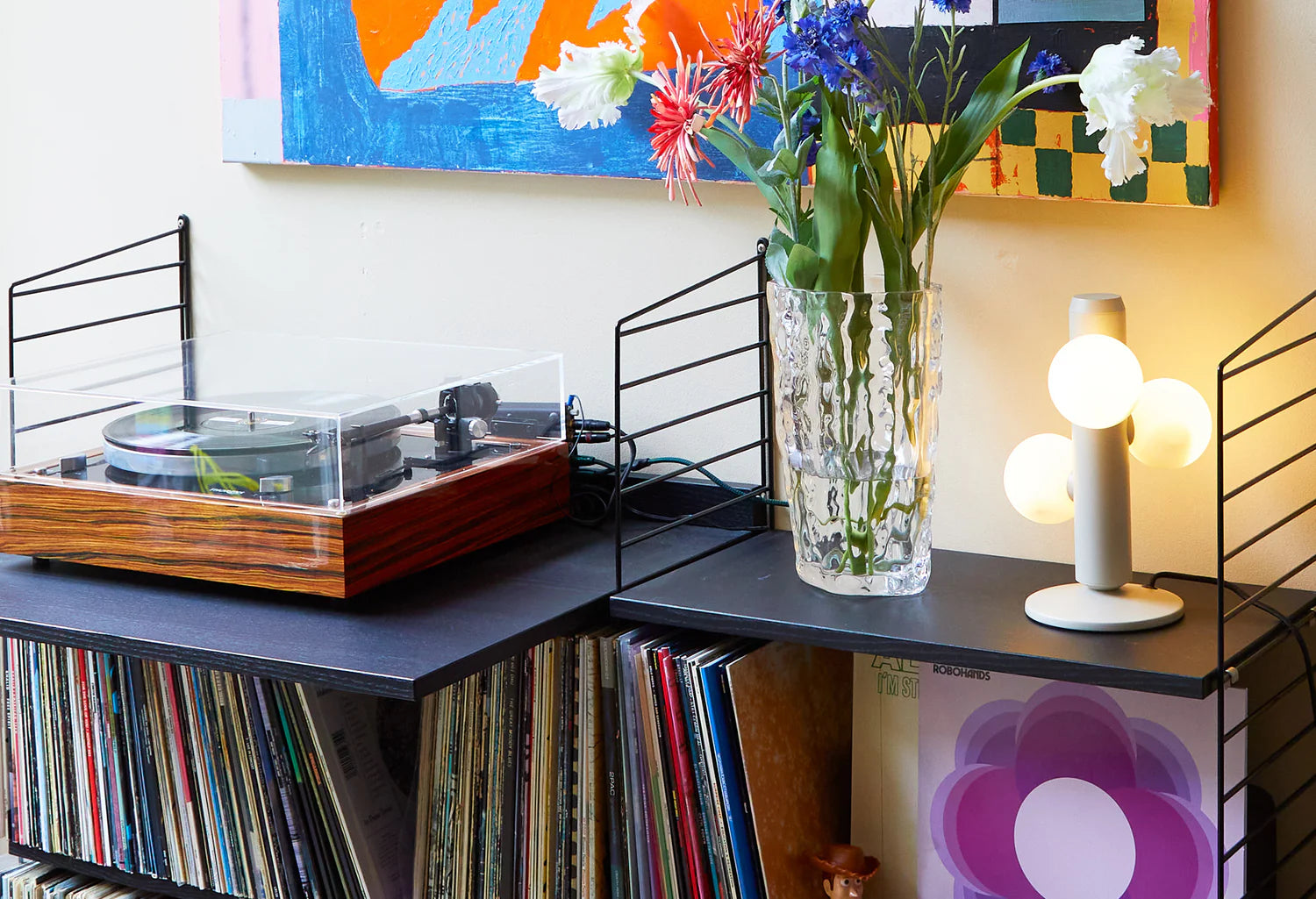 KAKTEE Black Table Lamp