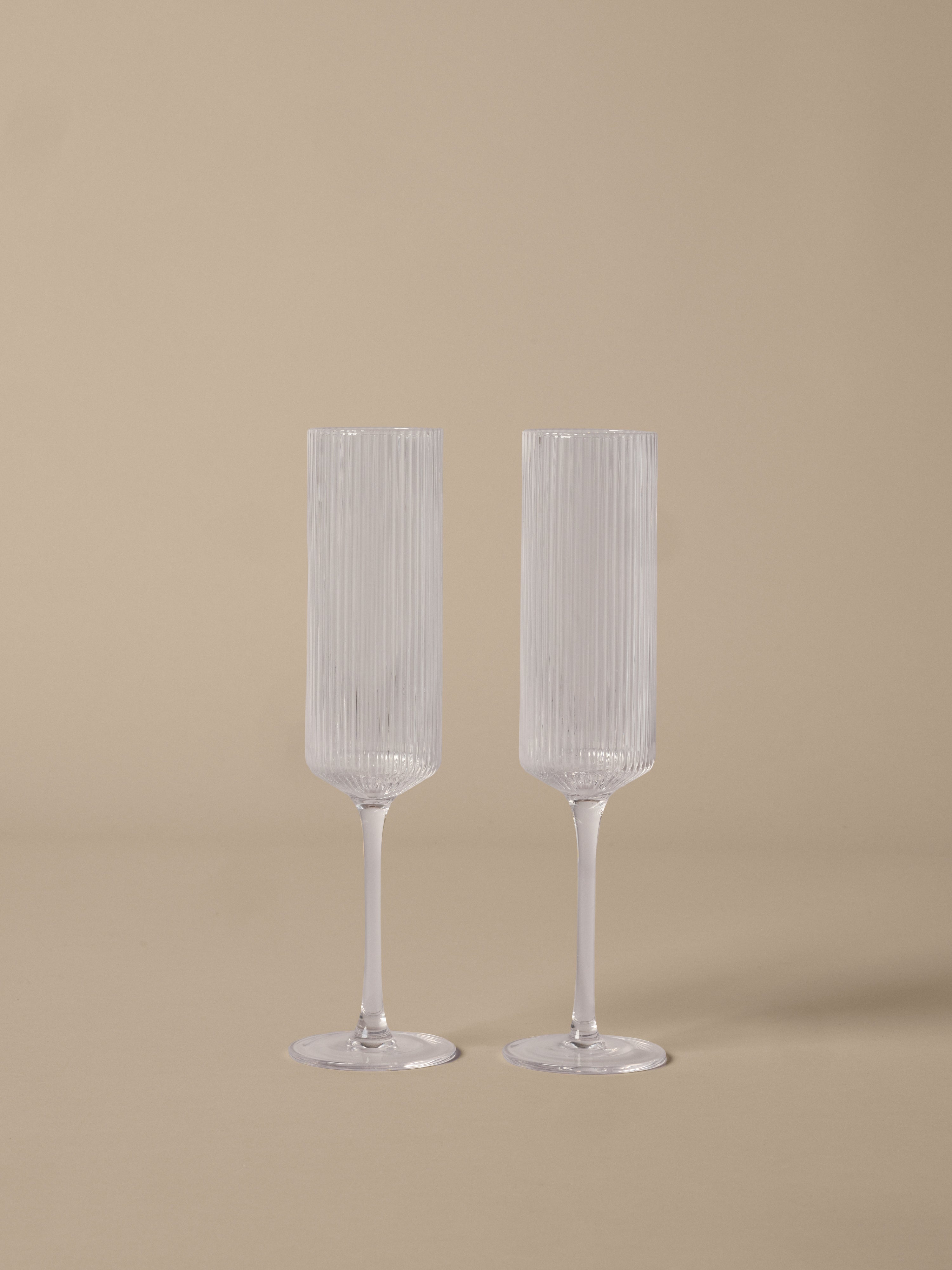 Set von Sektgläsern RIPPLE FLUTES aus Glas