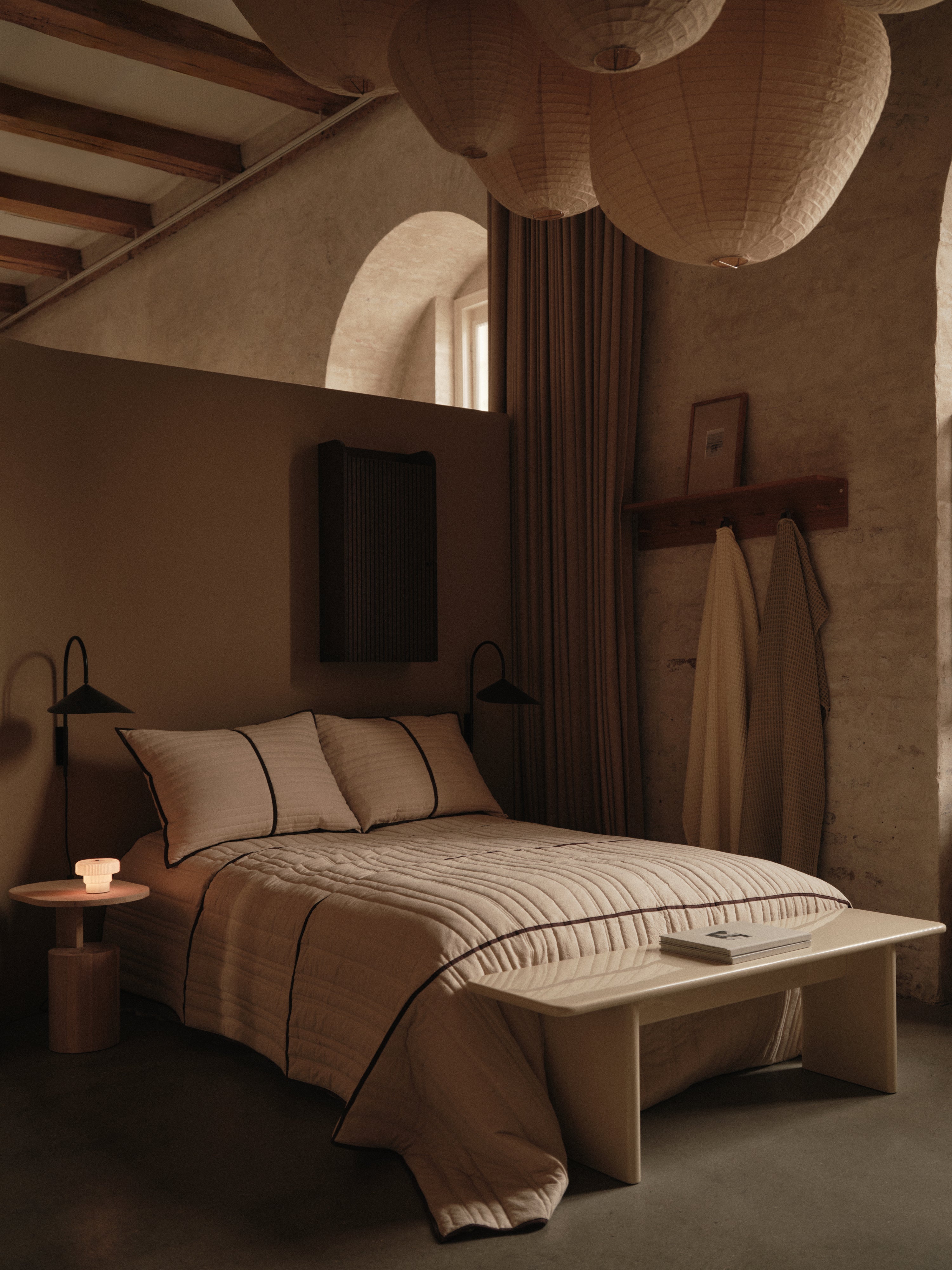 Kissen VARI creme mit dunkelbraunem