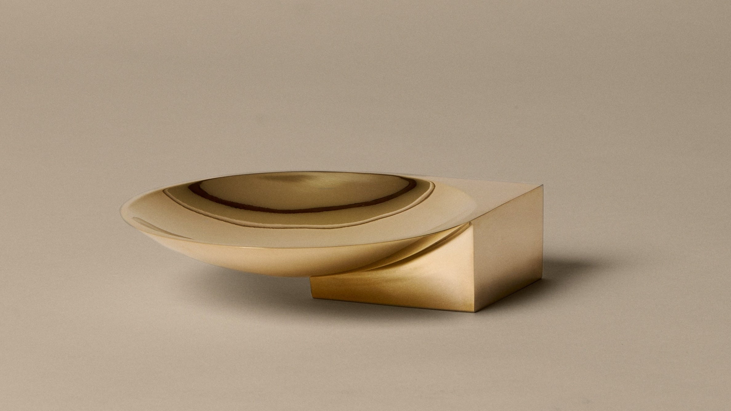 Misa SANTANY mosiądz