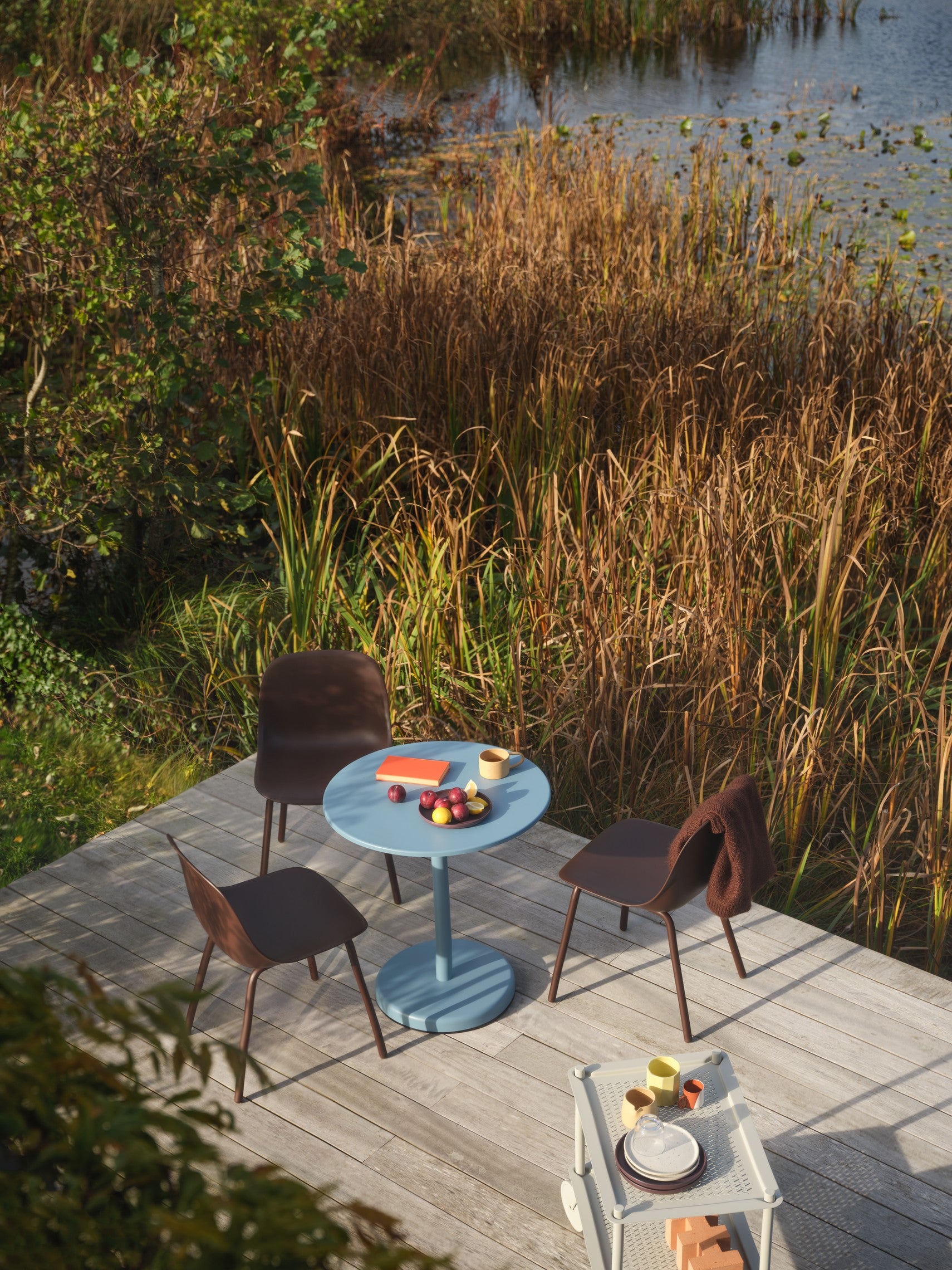 Ronde buitenbar tafel LINEAR grijs staal