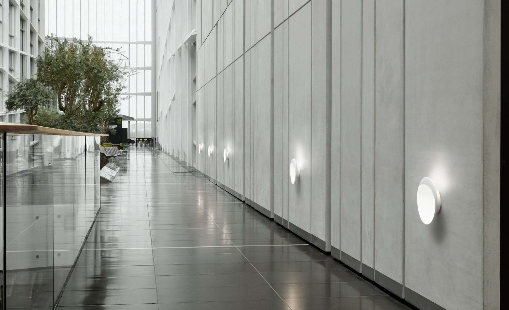 Lampa ścienna FLINDT aluminium