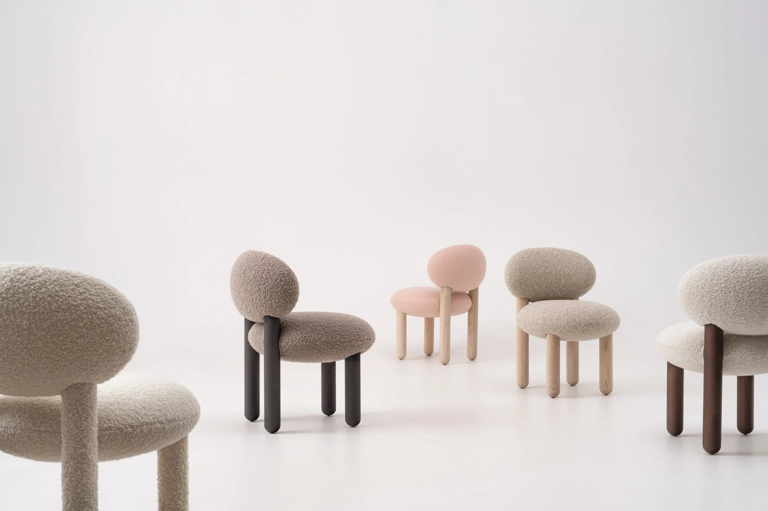 Gestoffeerde FLOCK CS1 stoel