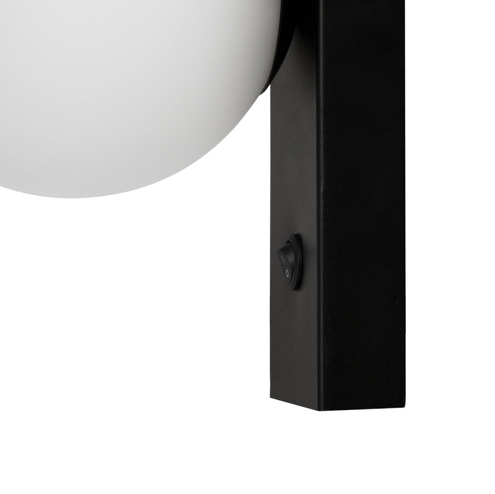 GIGI black wall lamp