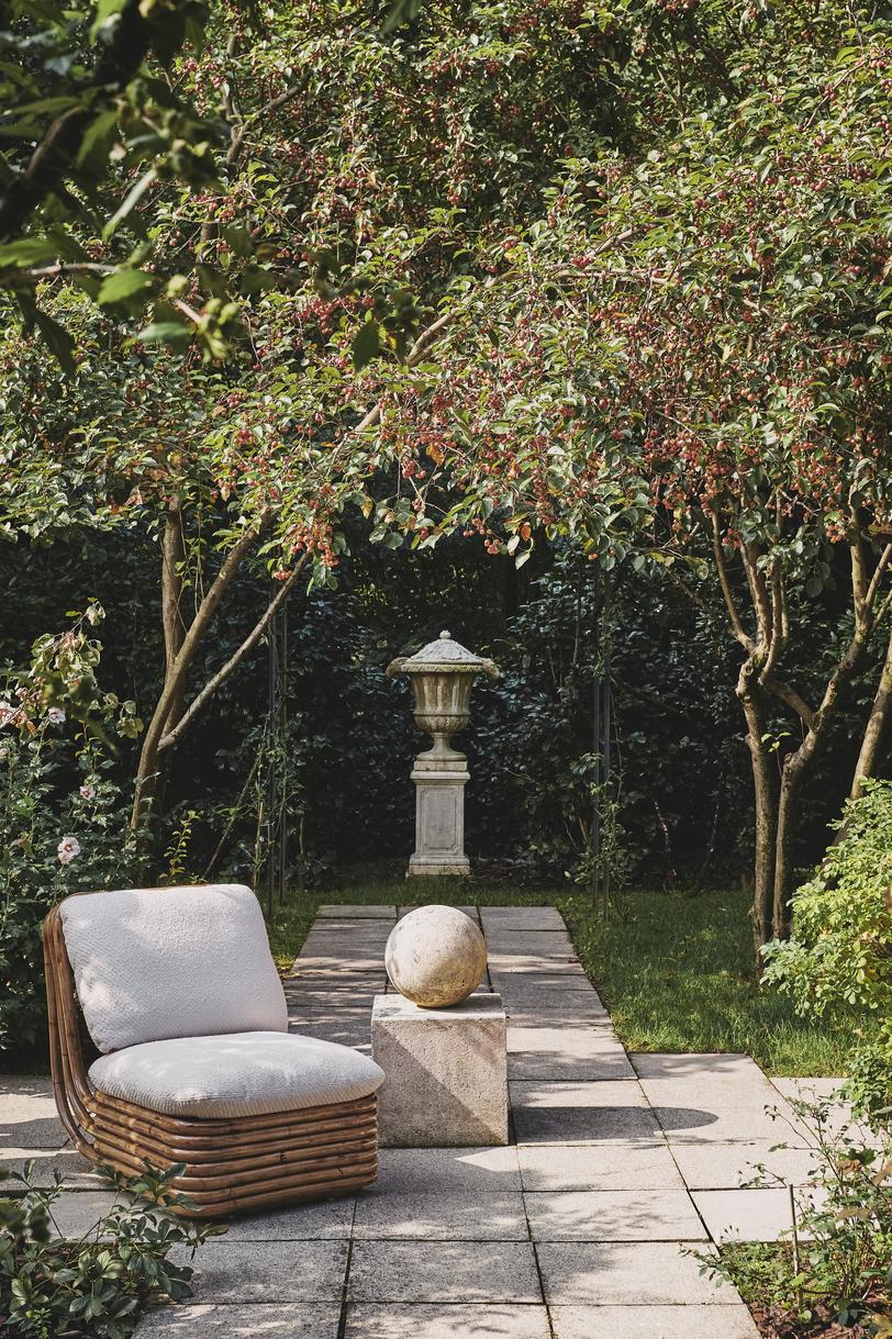 Boheemse fauteuil 72 gestoffeerd met een rieten basis