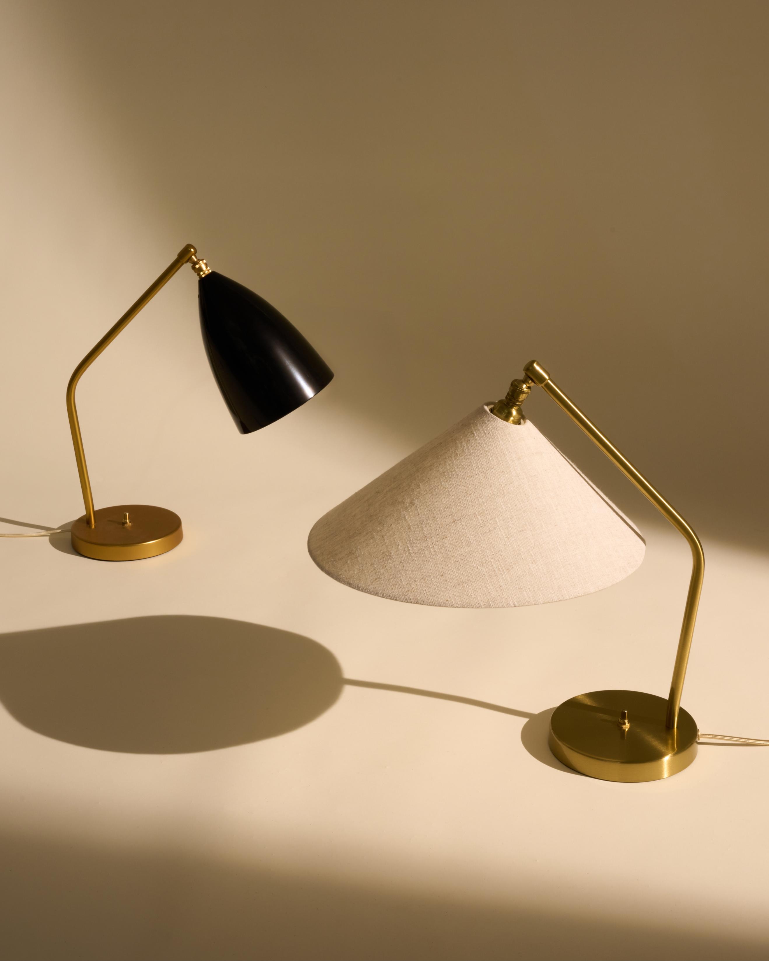 GRÄSHOPPA Table Lamp in Brass and Canvas
