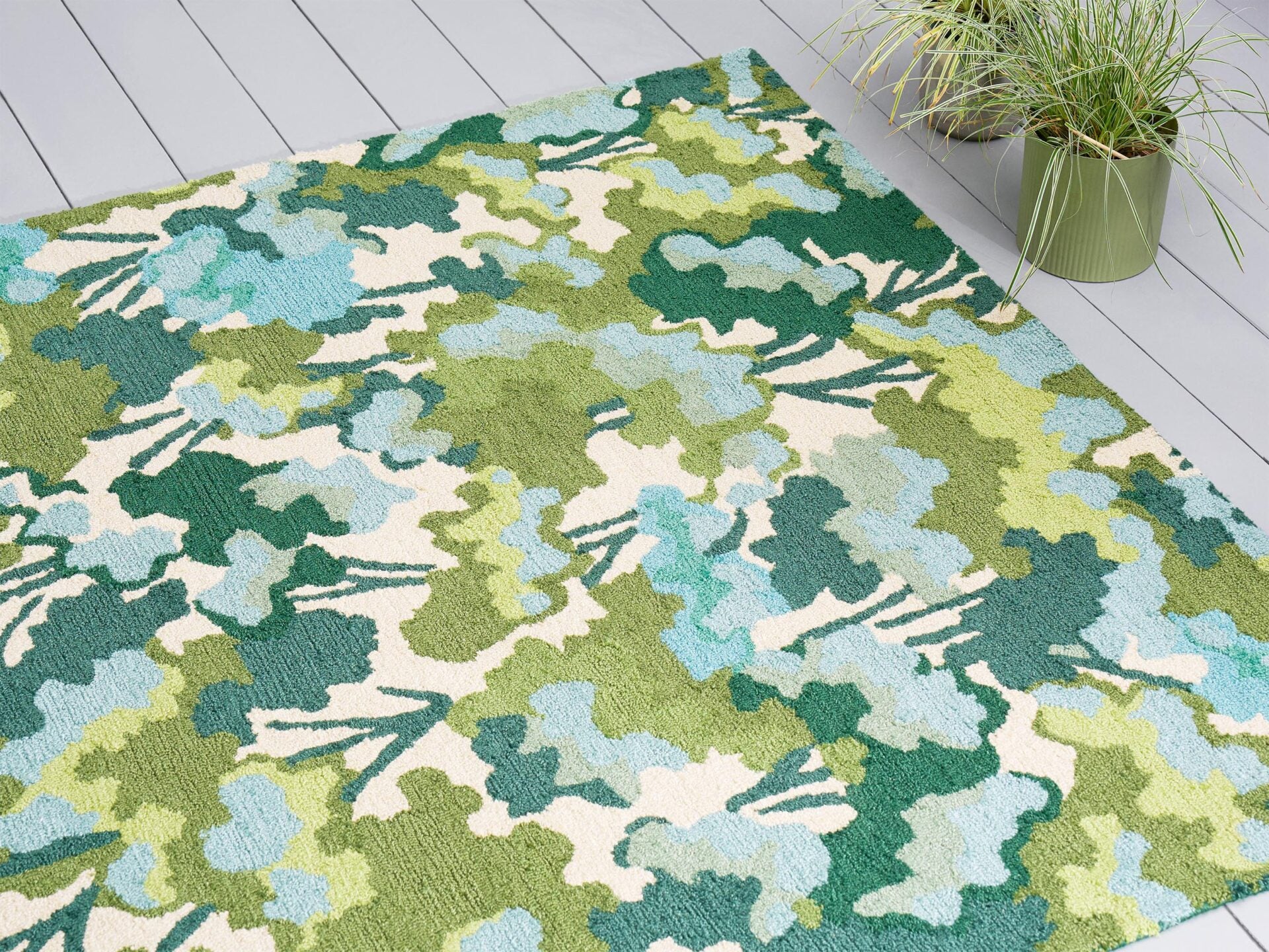 Tree Tops outer rug Green