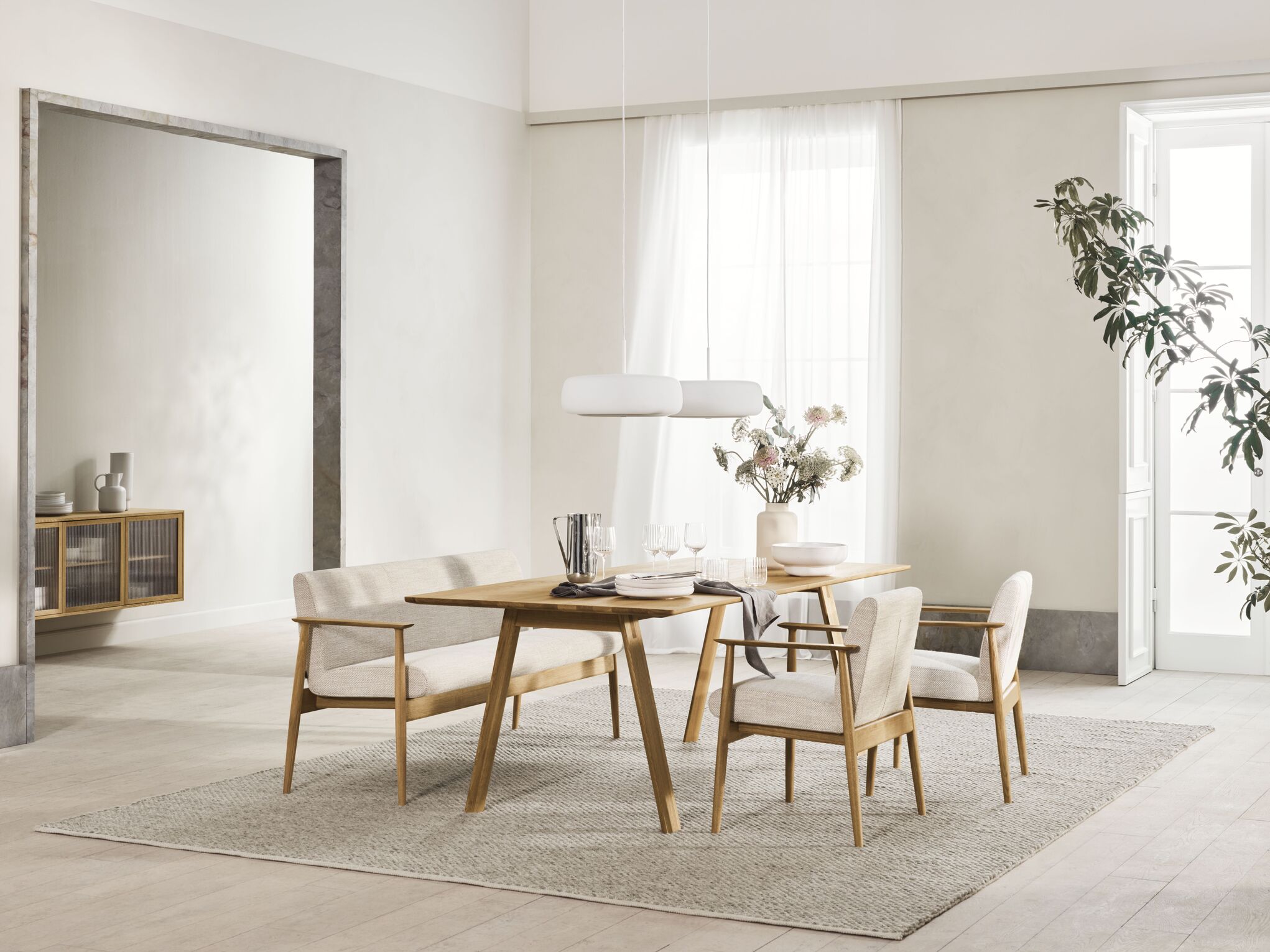 Uittrekbare tafel HILL donker eikenhout
