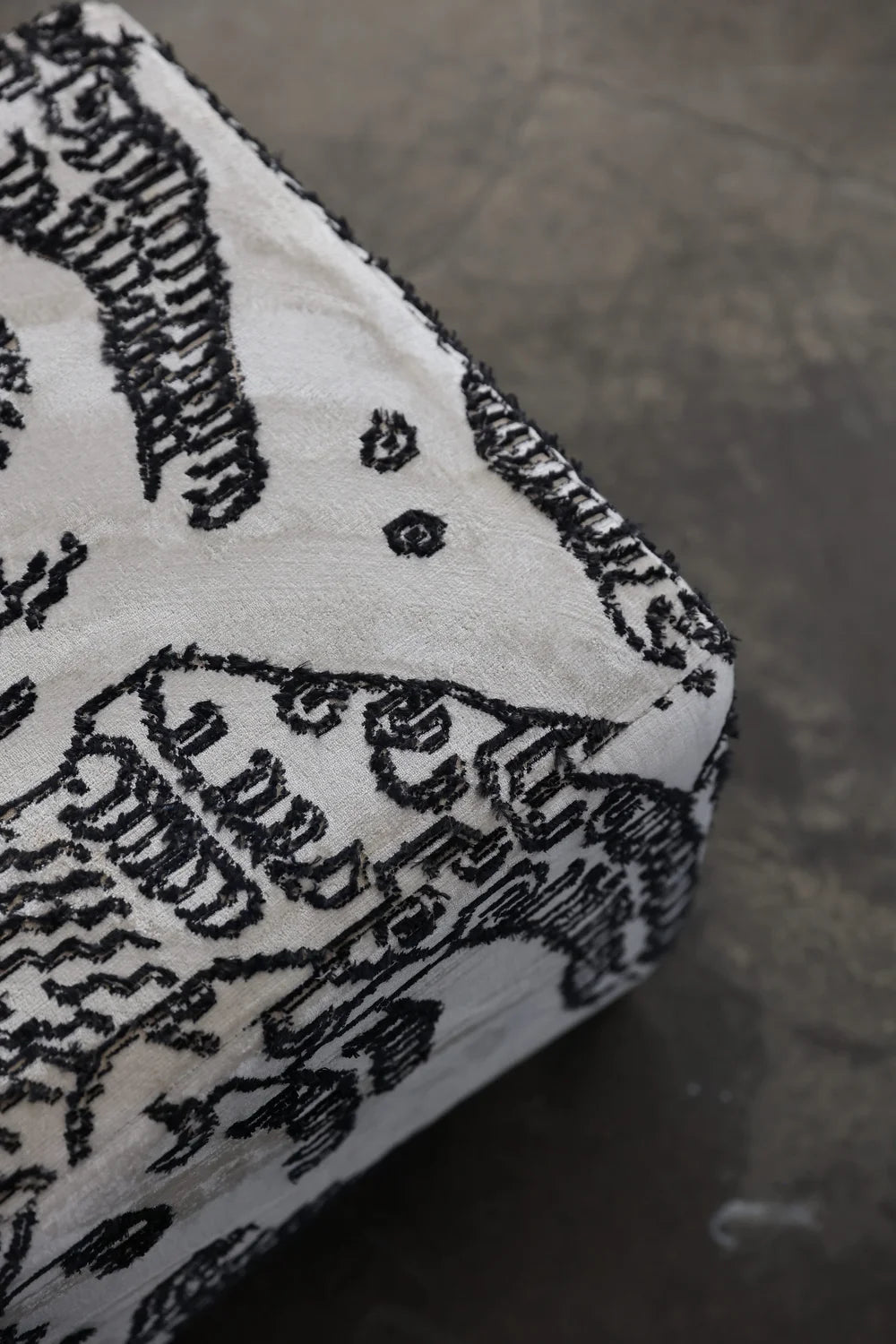 Puf ARC SMALL gepolstert