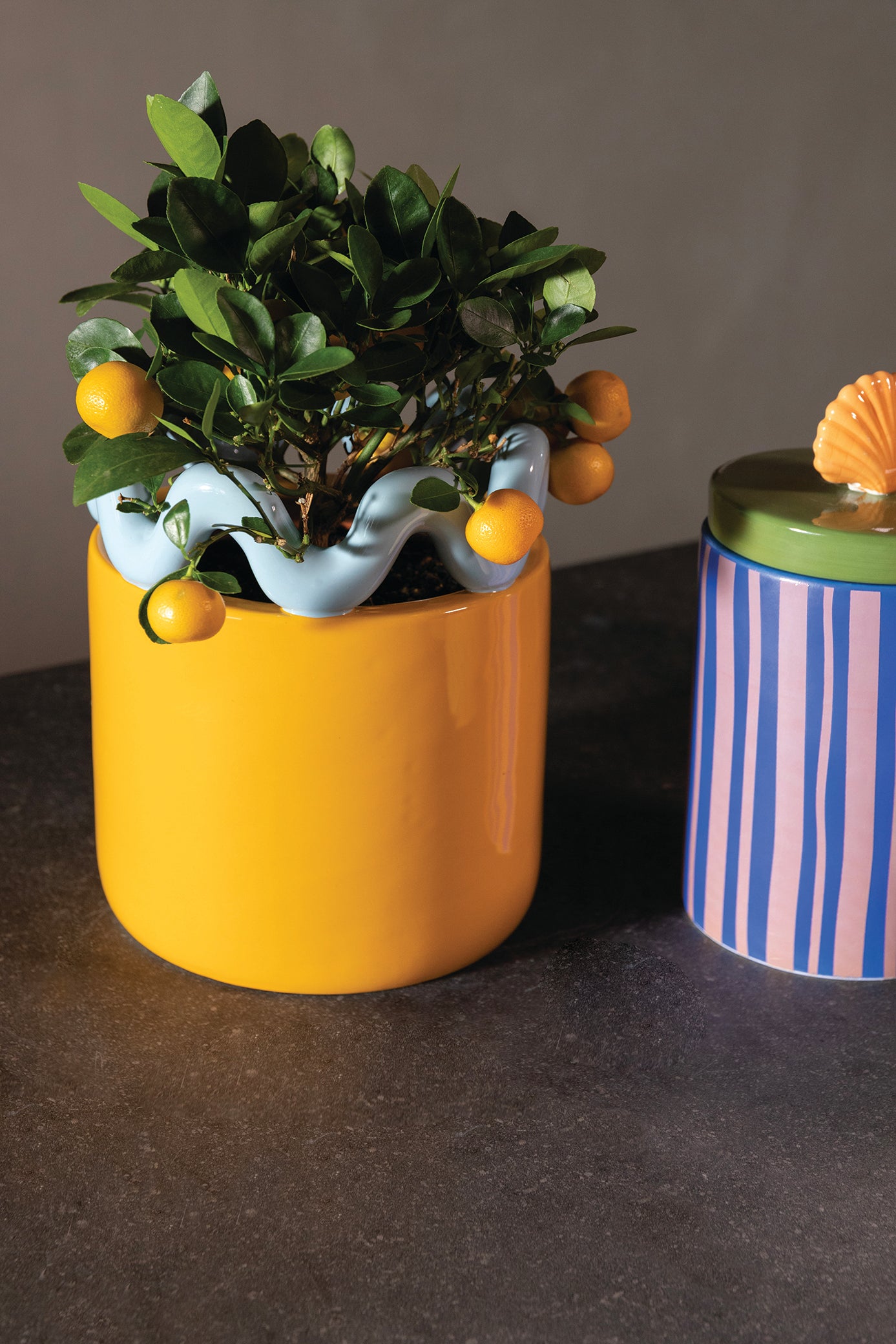 SWAY Pot Orange with Blue