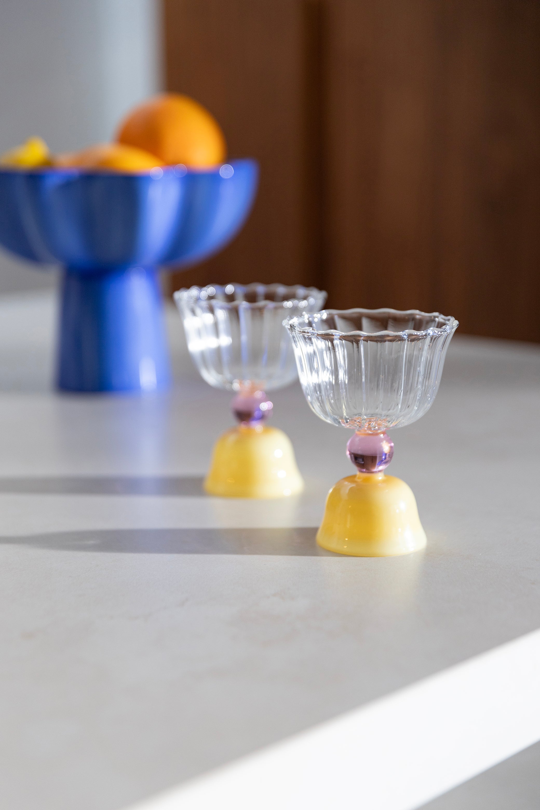 Set van glazen tulpkopjes geel met roze