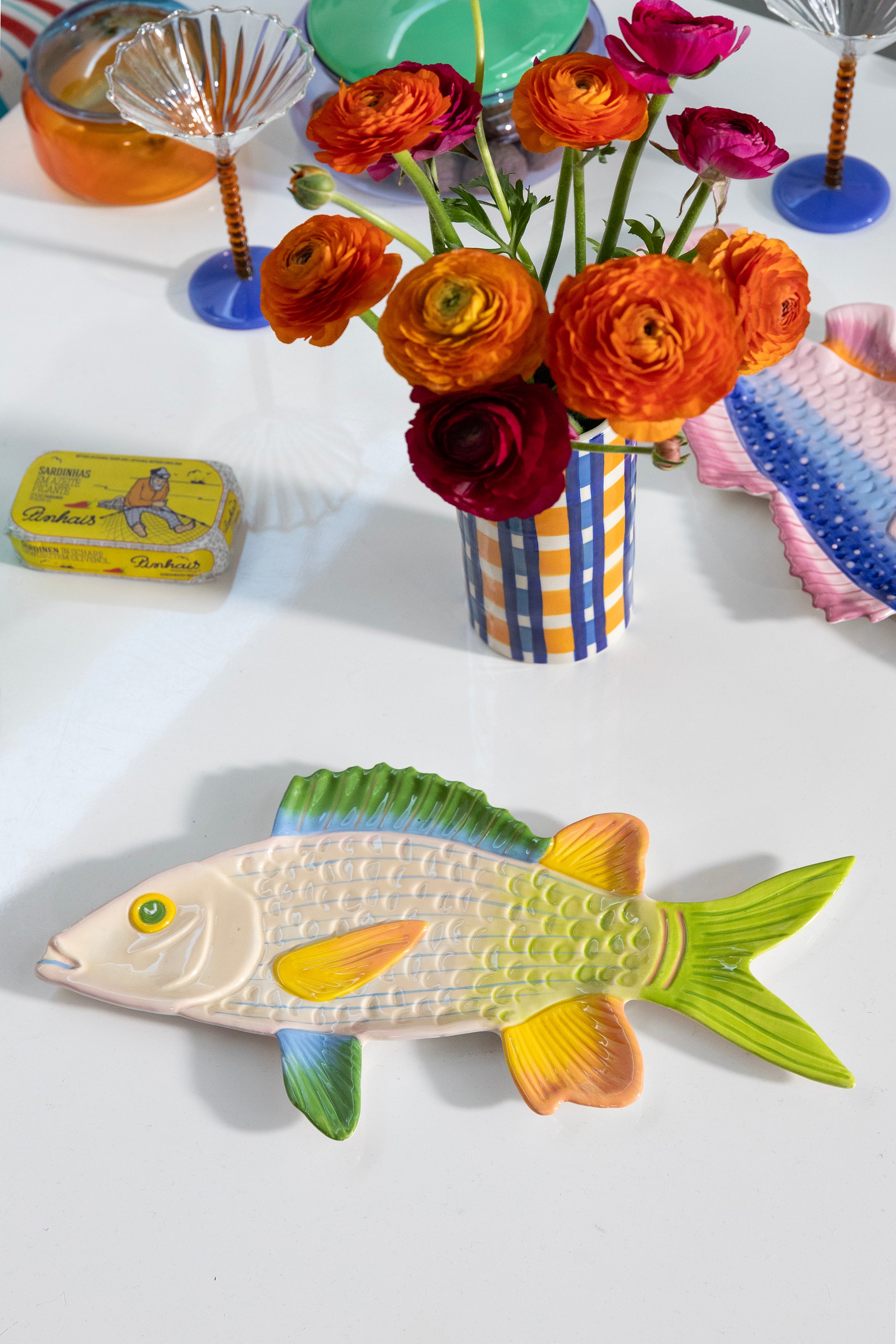 CLASH CHECK vase in white with orange and blue